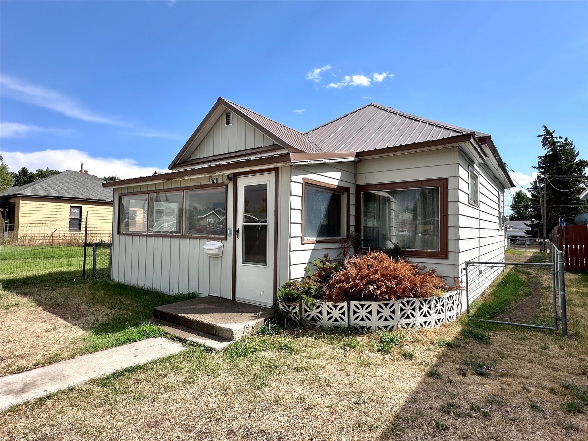 708 Texas Avenue Property Photo 2