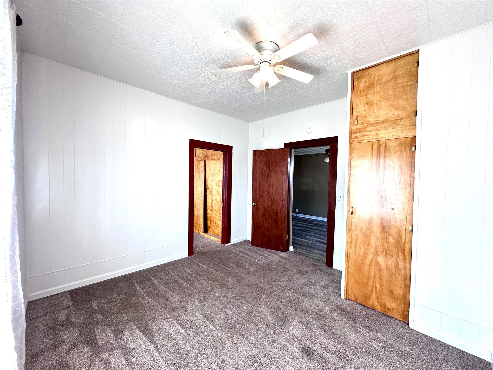 708 Texas Avenue Property Photo 8