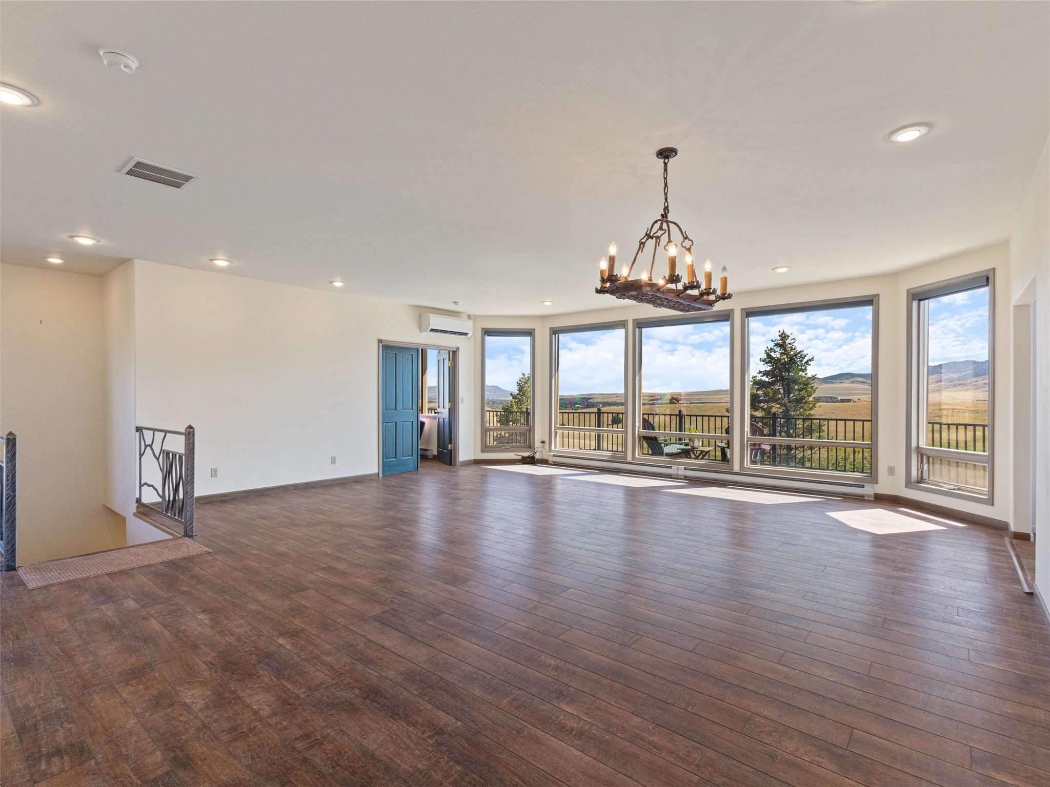 45 Wineglass Loop N Property Photo 6
