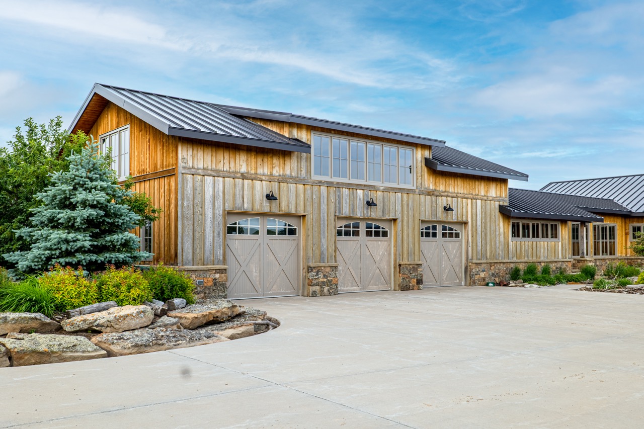 1018 Eden Road Property Photo 2