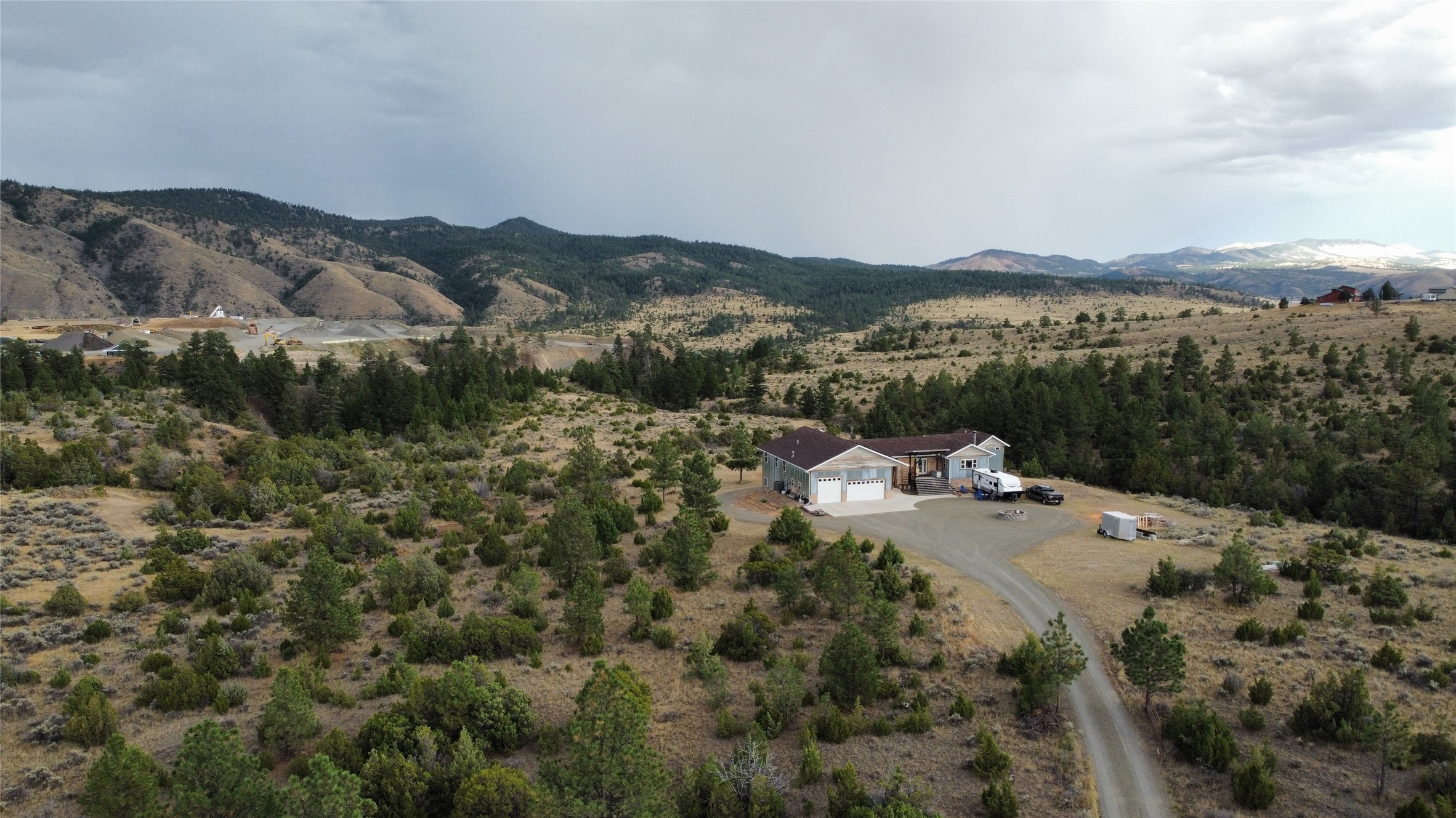 5355 Peaks View Drive Property Photo 5