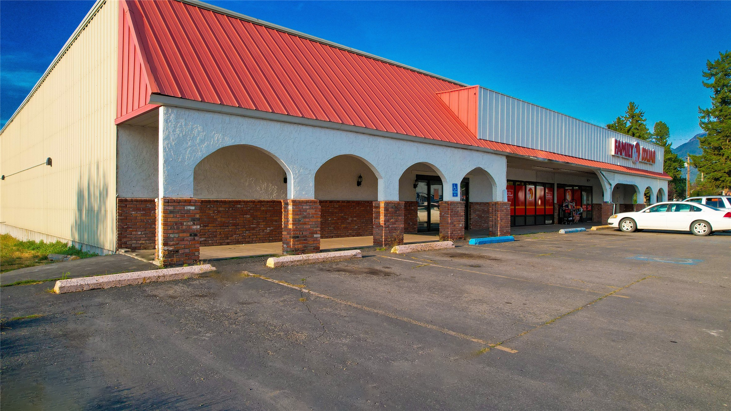 63417 Us Highway 93 Property Photo 1