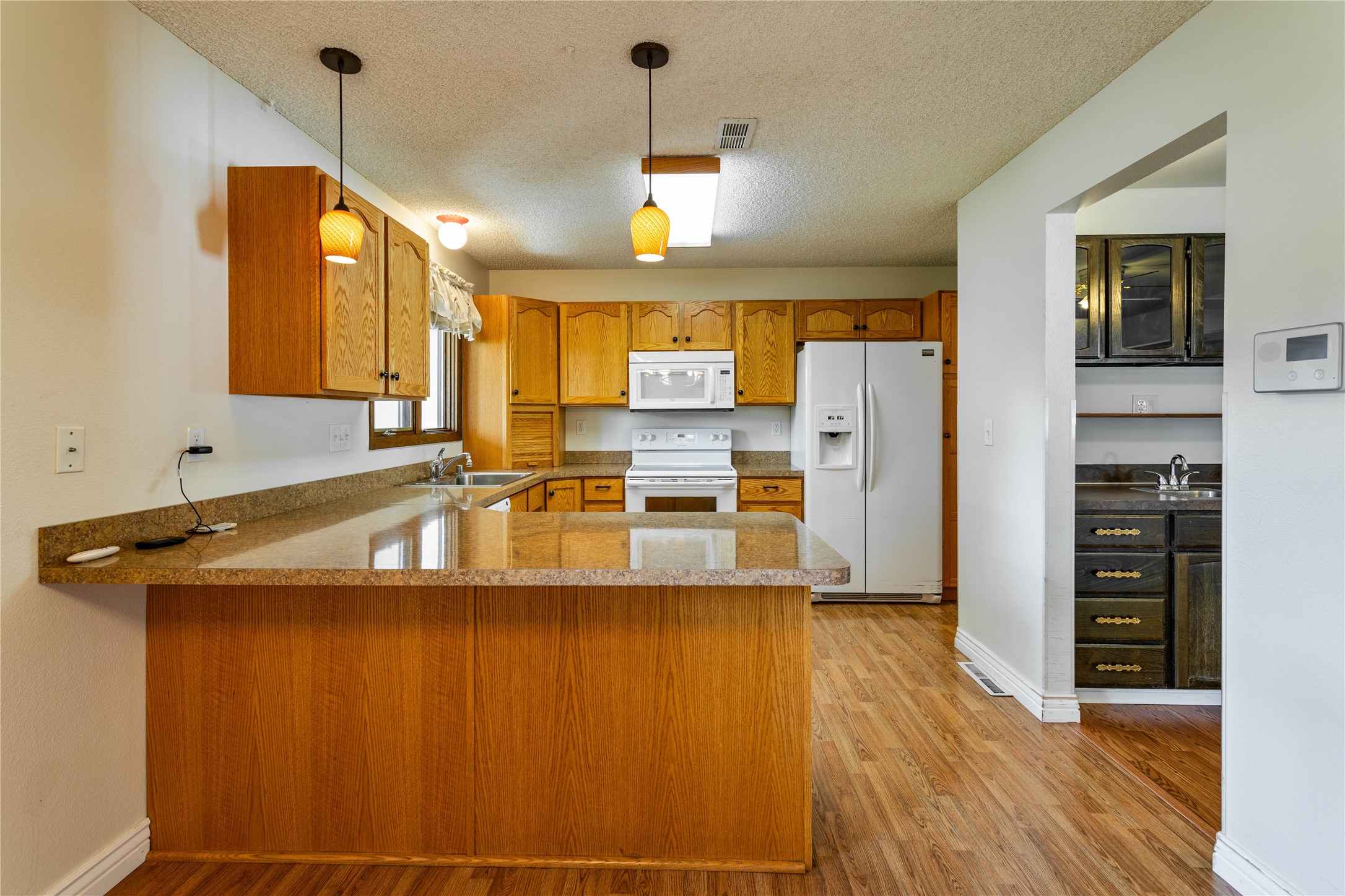 1522 Clements Road Property Photo 11