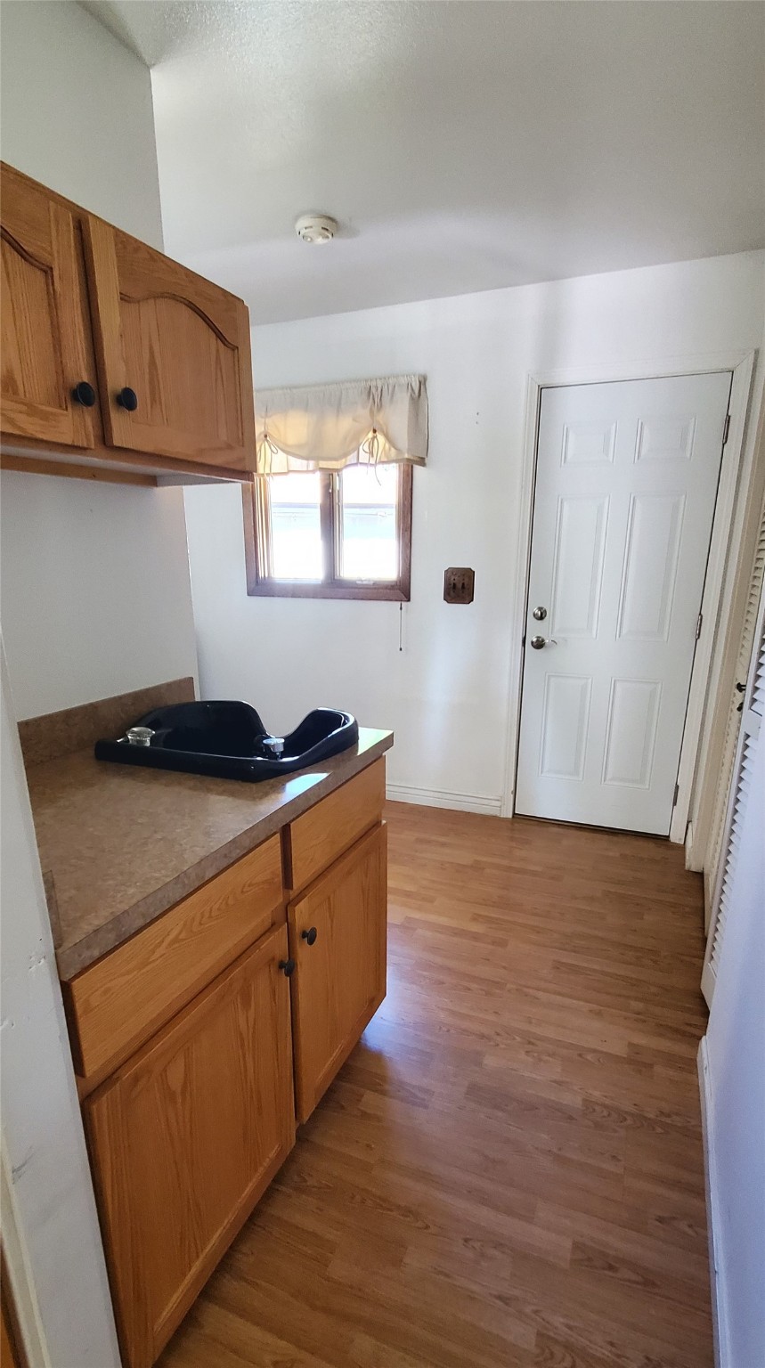 1522 Clements Road Property Photo 15