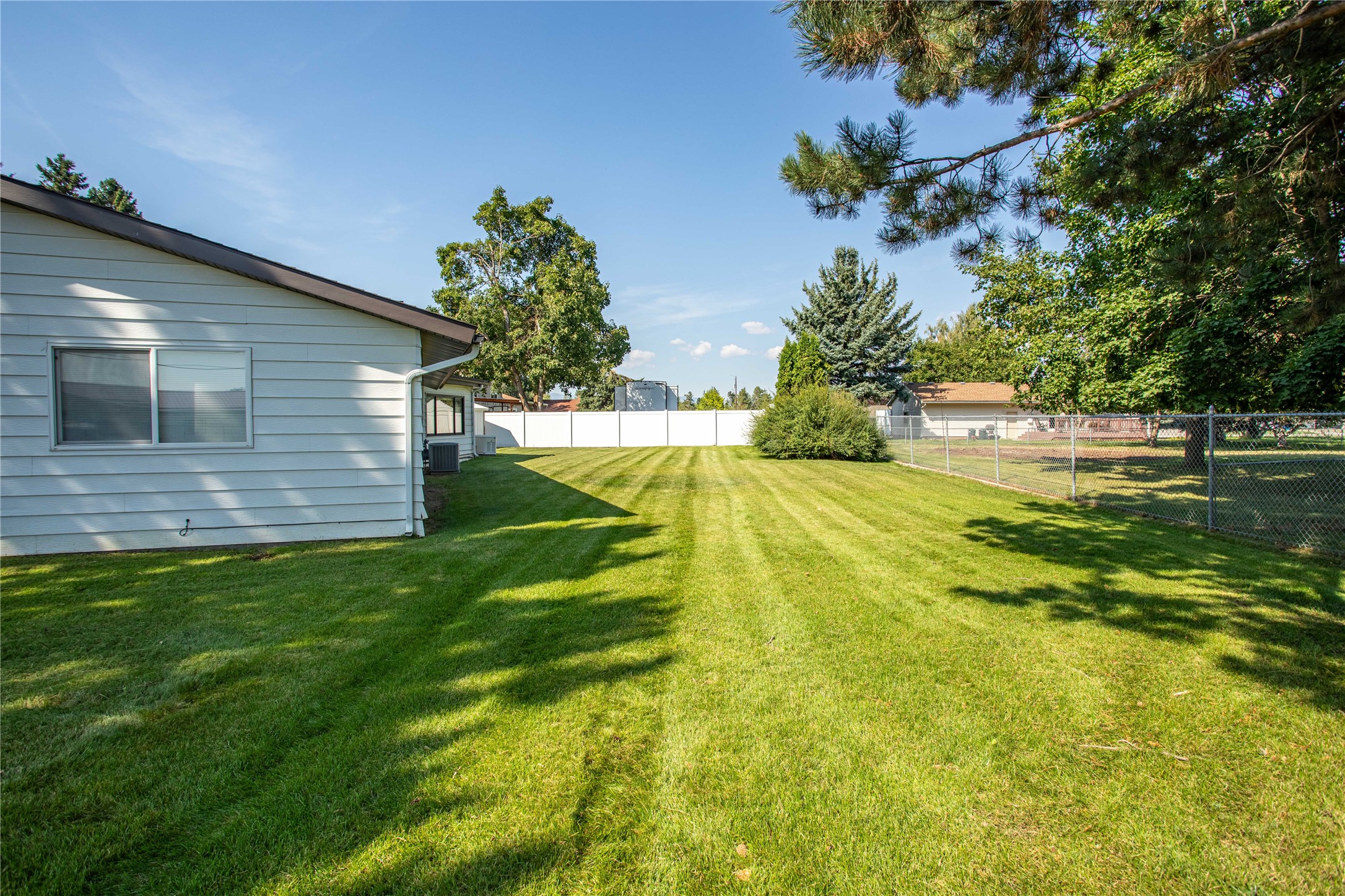 1522 Clements Road Property Photo 40