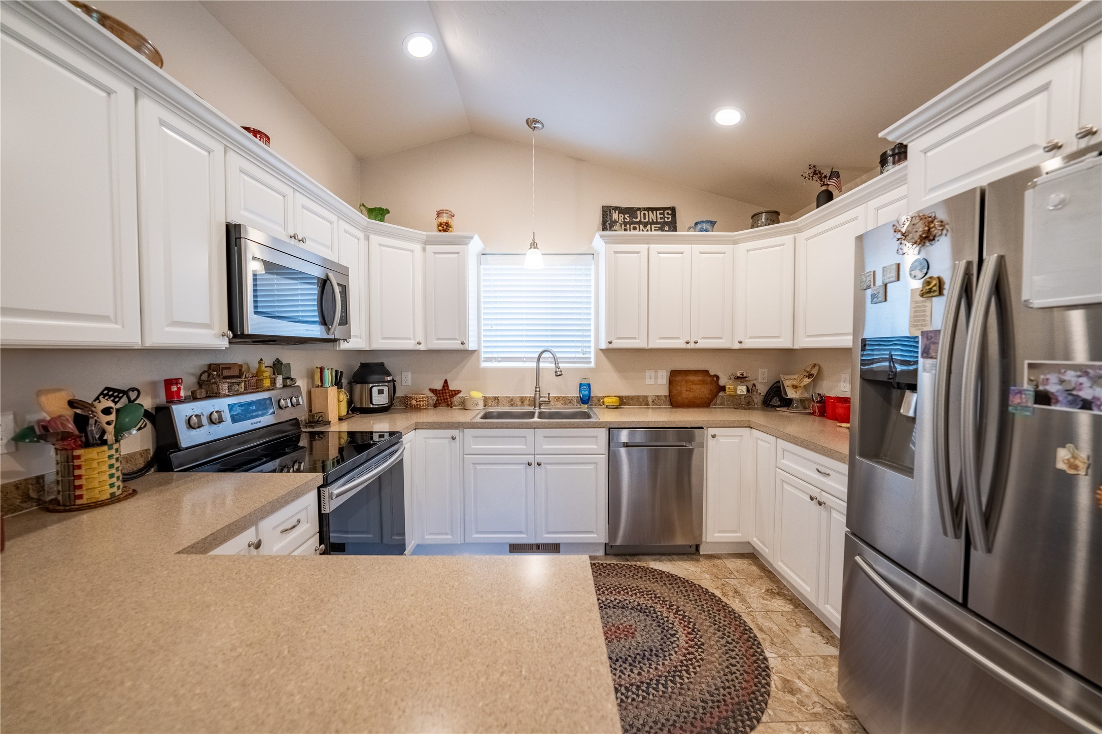 208 Melanie Lane Property Photo 15