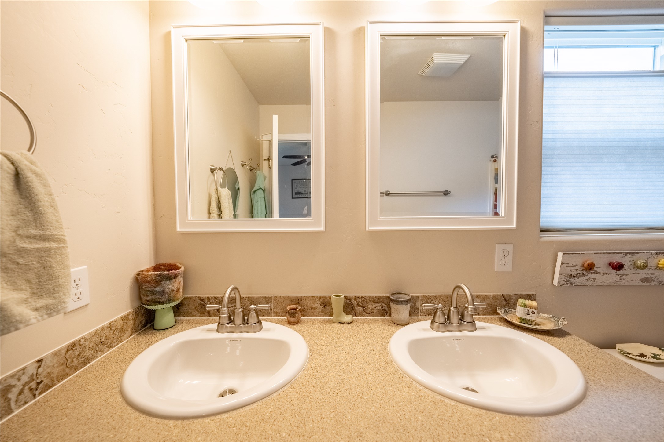 208 Melanie Lane Property Photo 22