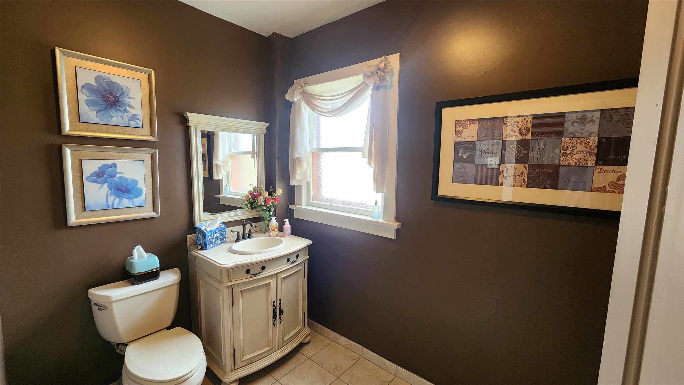 221 5th Avenue Property Photo 10
