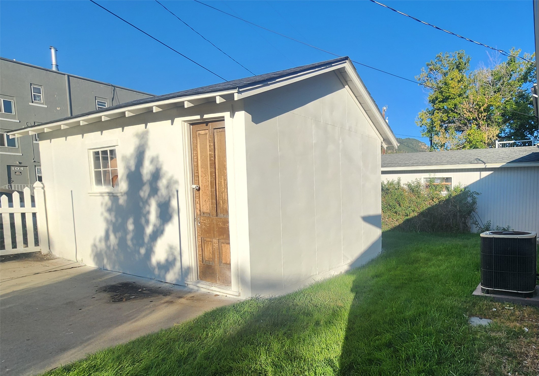 221 5th Avenue Property Photo 30