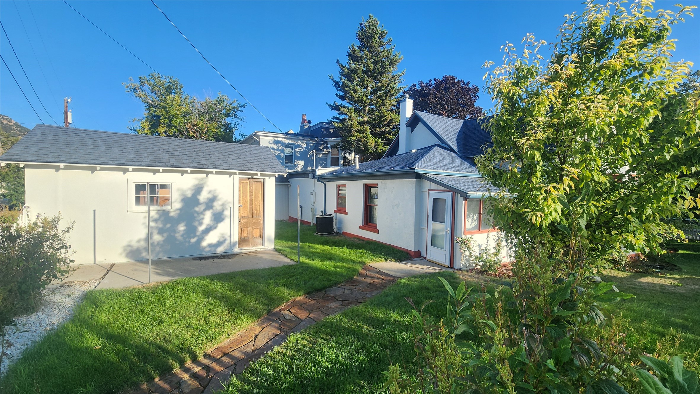 221 5th Avenue Property Photo 32