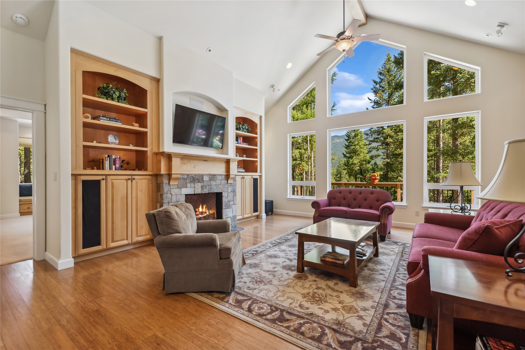 1550 Rolling Ridge Loop Property Photo 1
