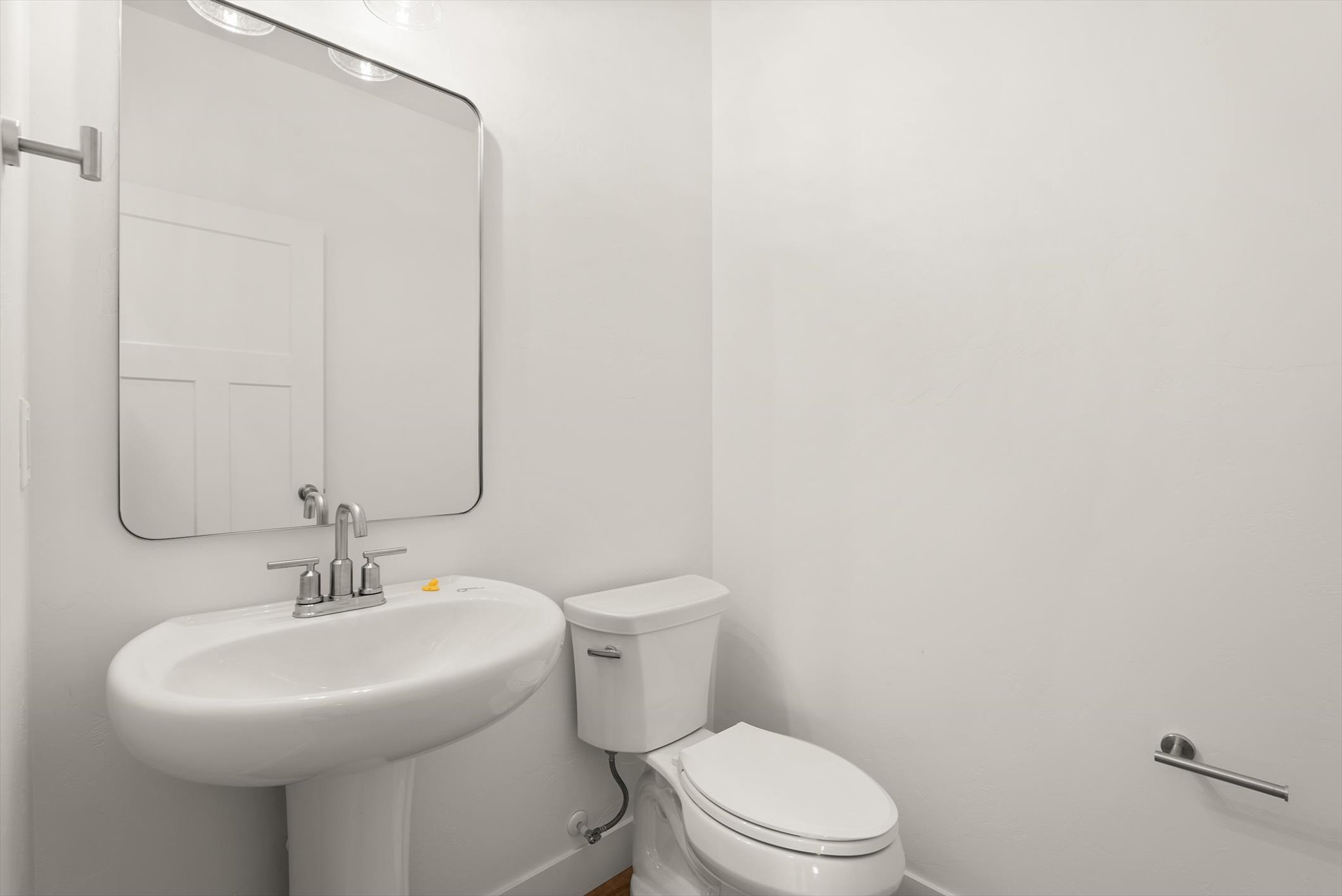 505 Eagle Valley Drive Property Photo 4