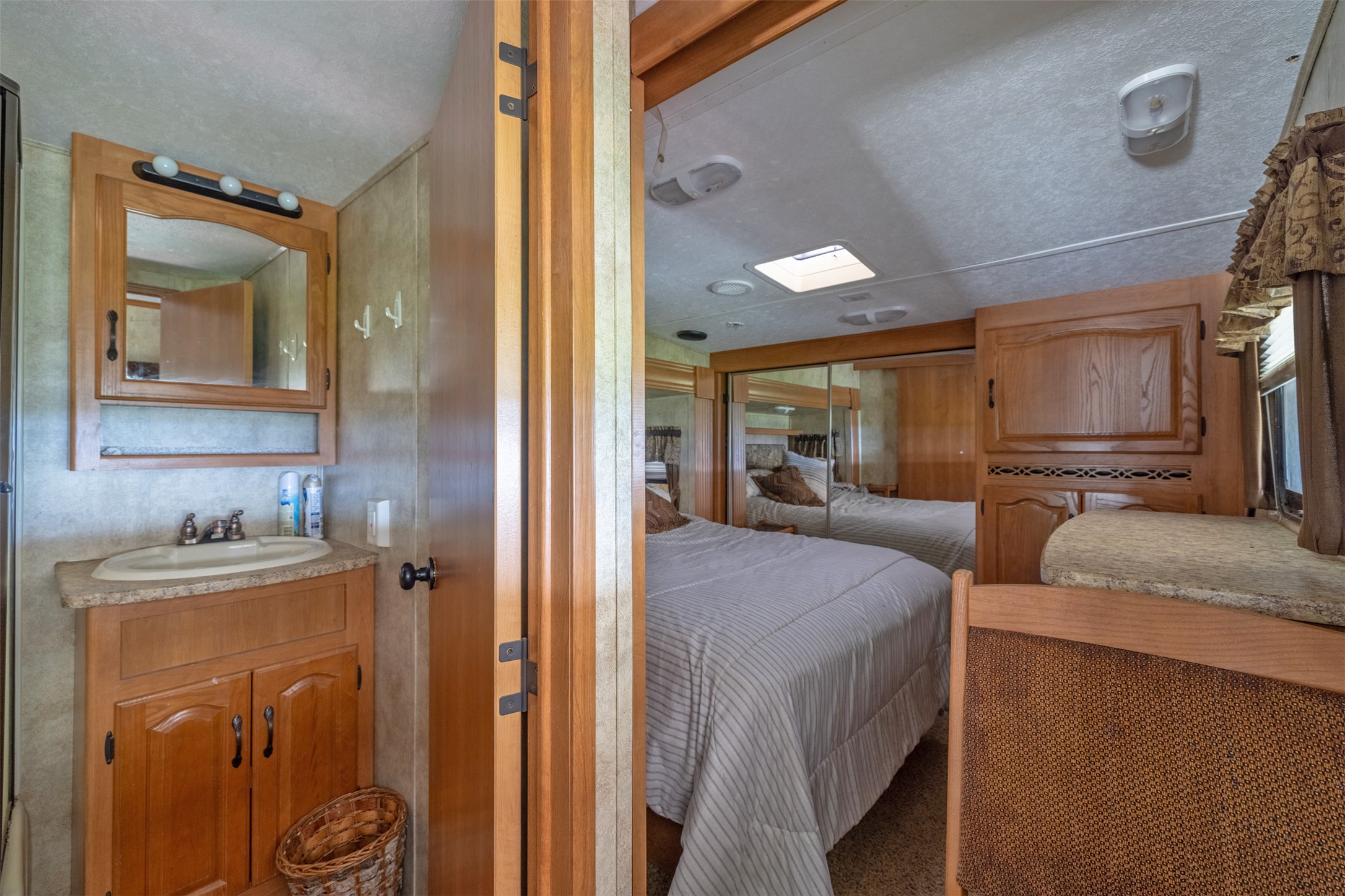 4842 Iron Ridge Loop Property Photo 13