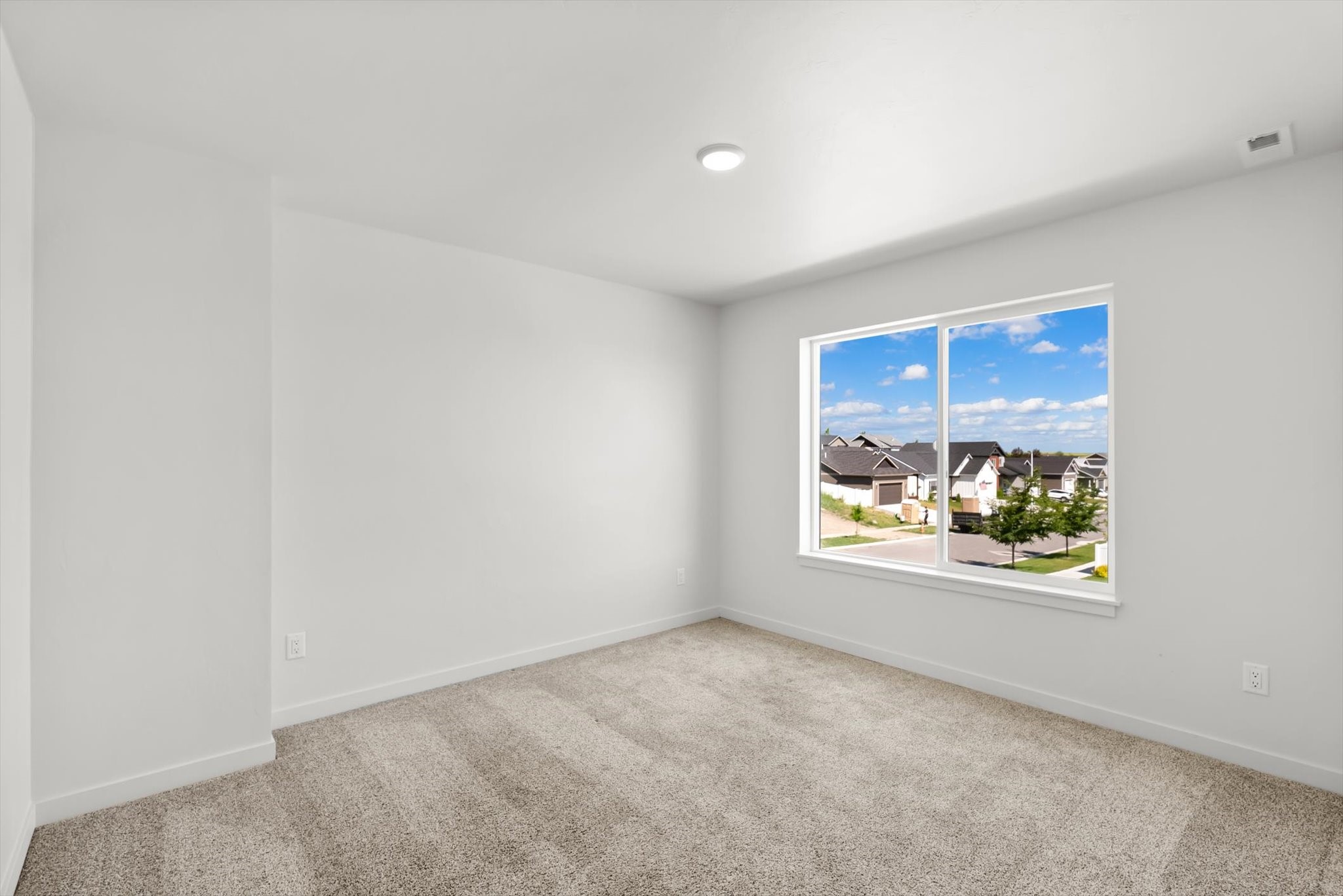 228 Cottage Drive Property Photo 12