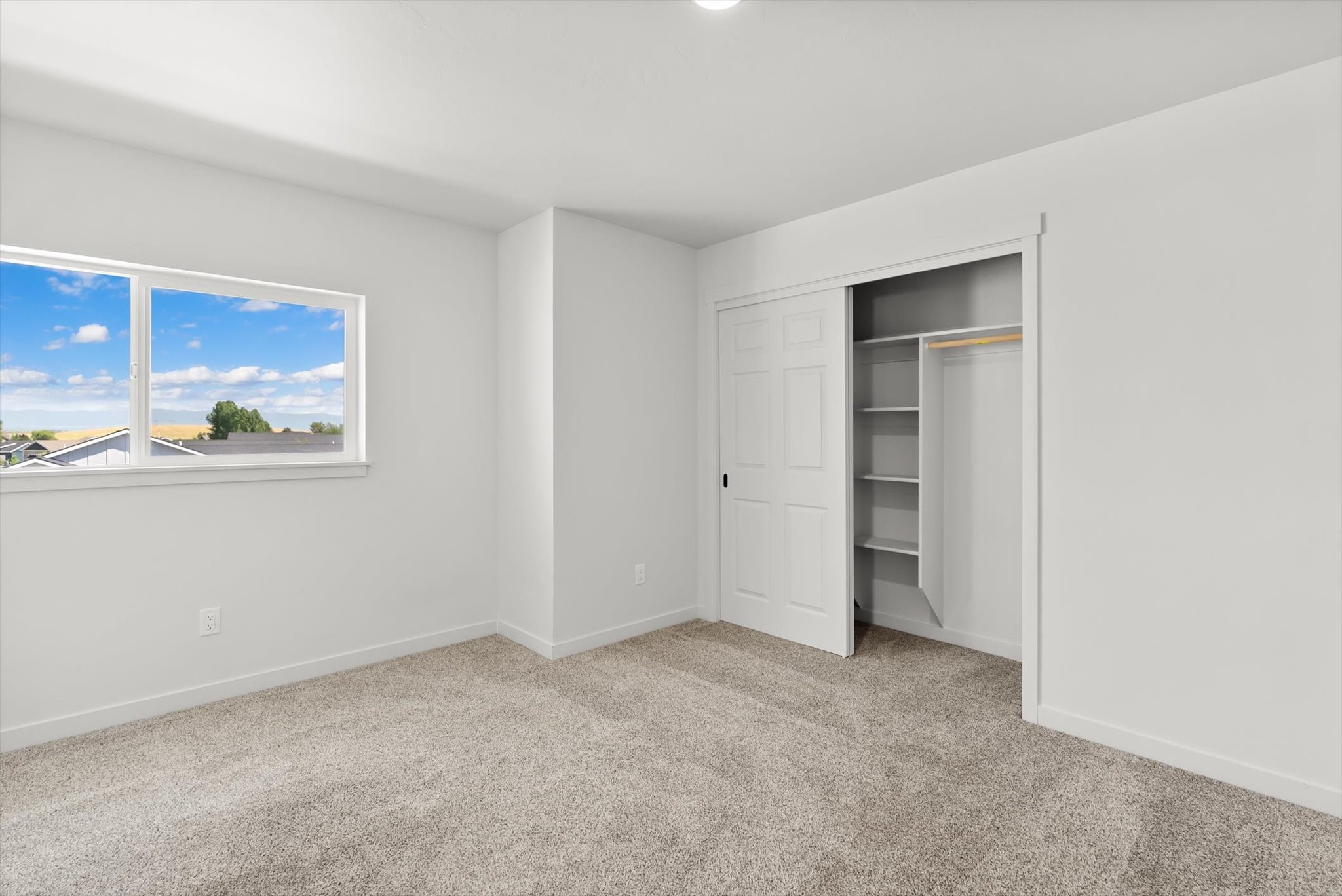 228 Cottage Drive Property Photo 14