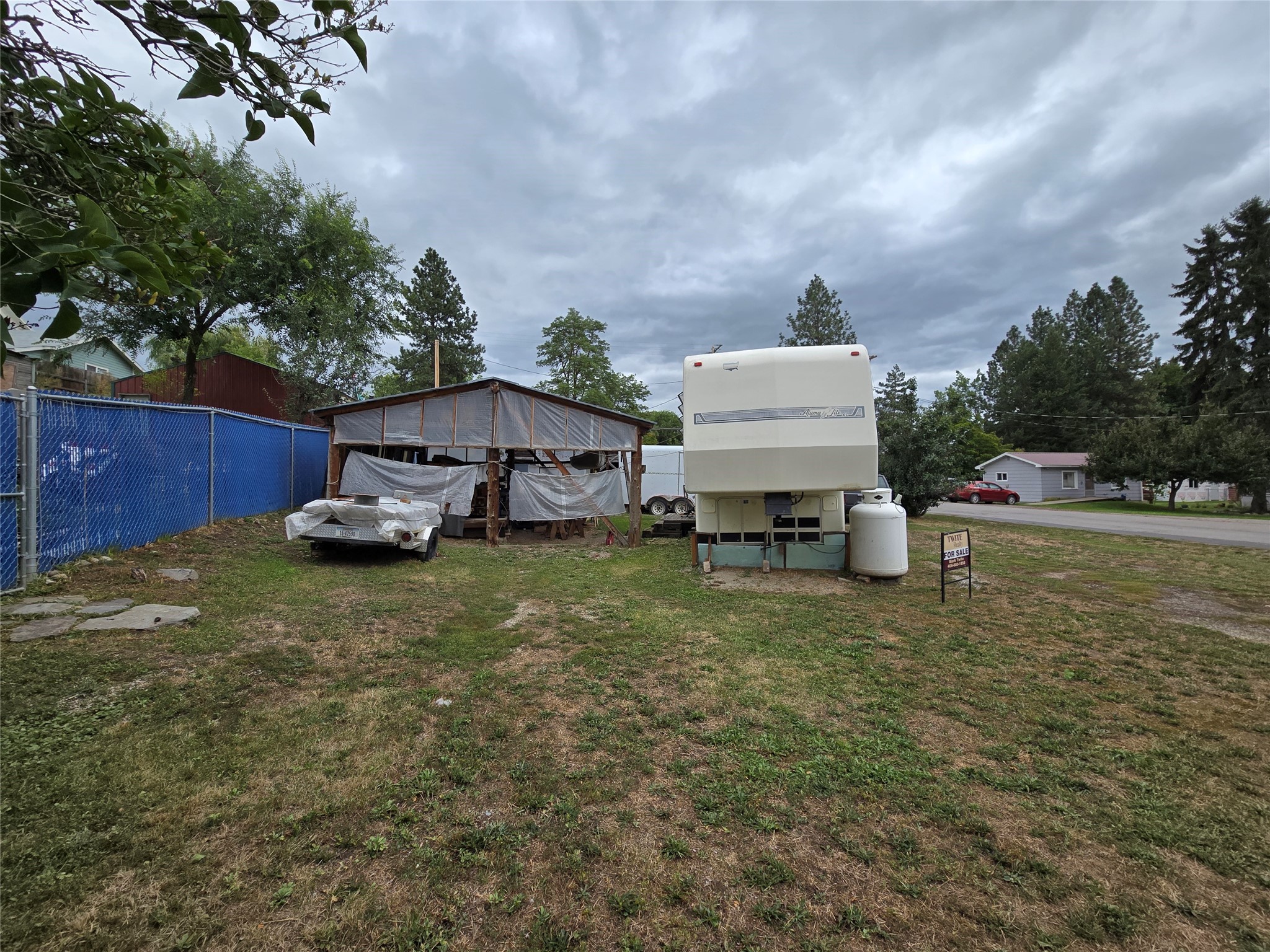 104 Arrow Street Property Photo 2