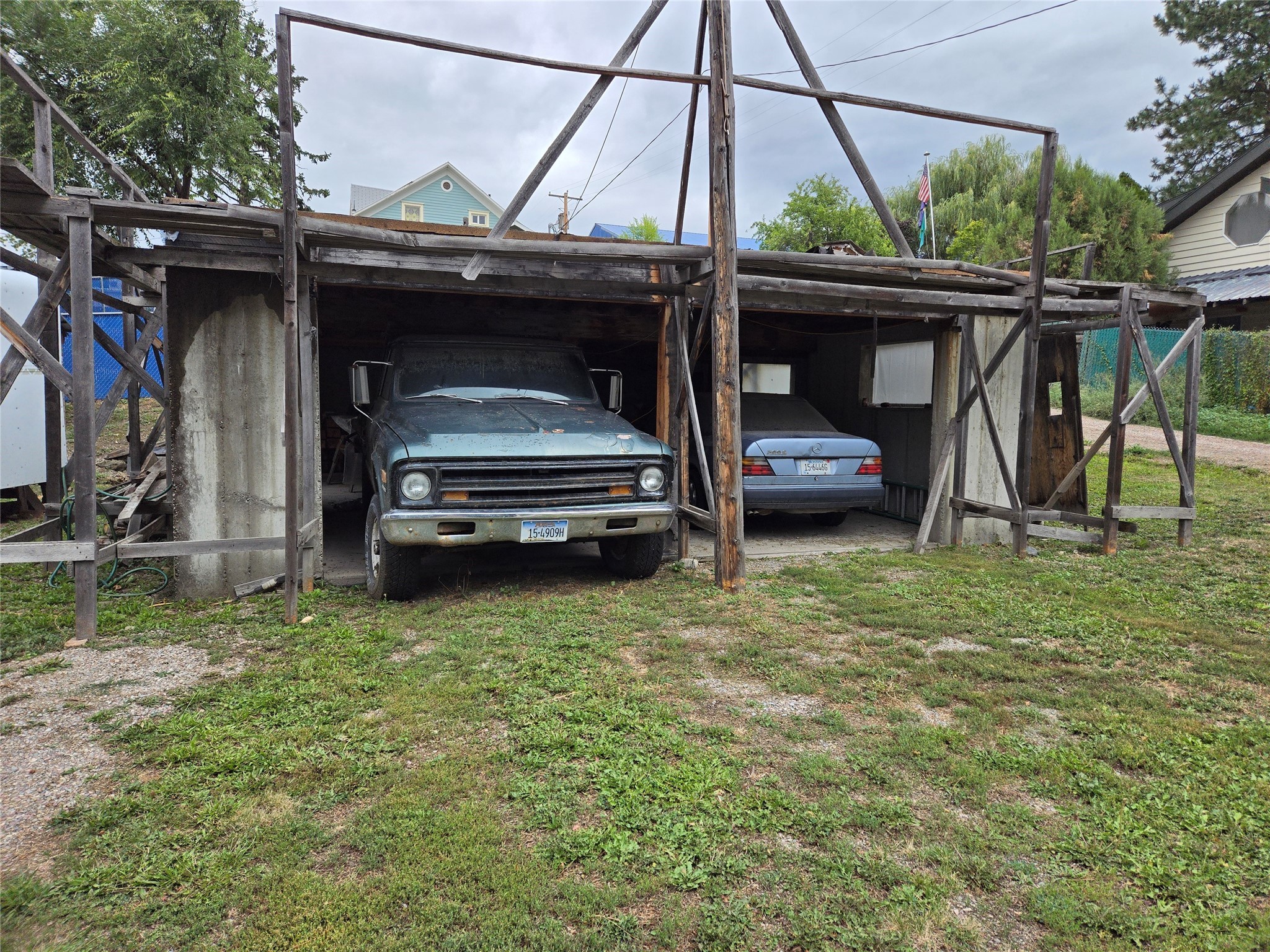 104 Arrow Street Property Photo 3