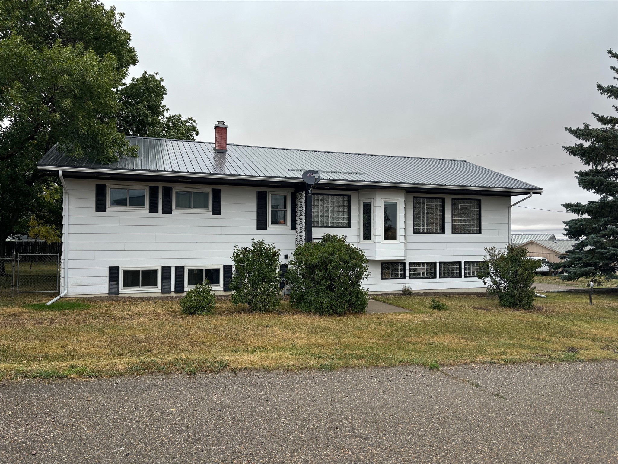 64 1st Avenue Property Photo 1
