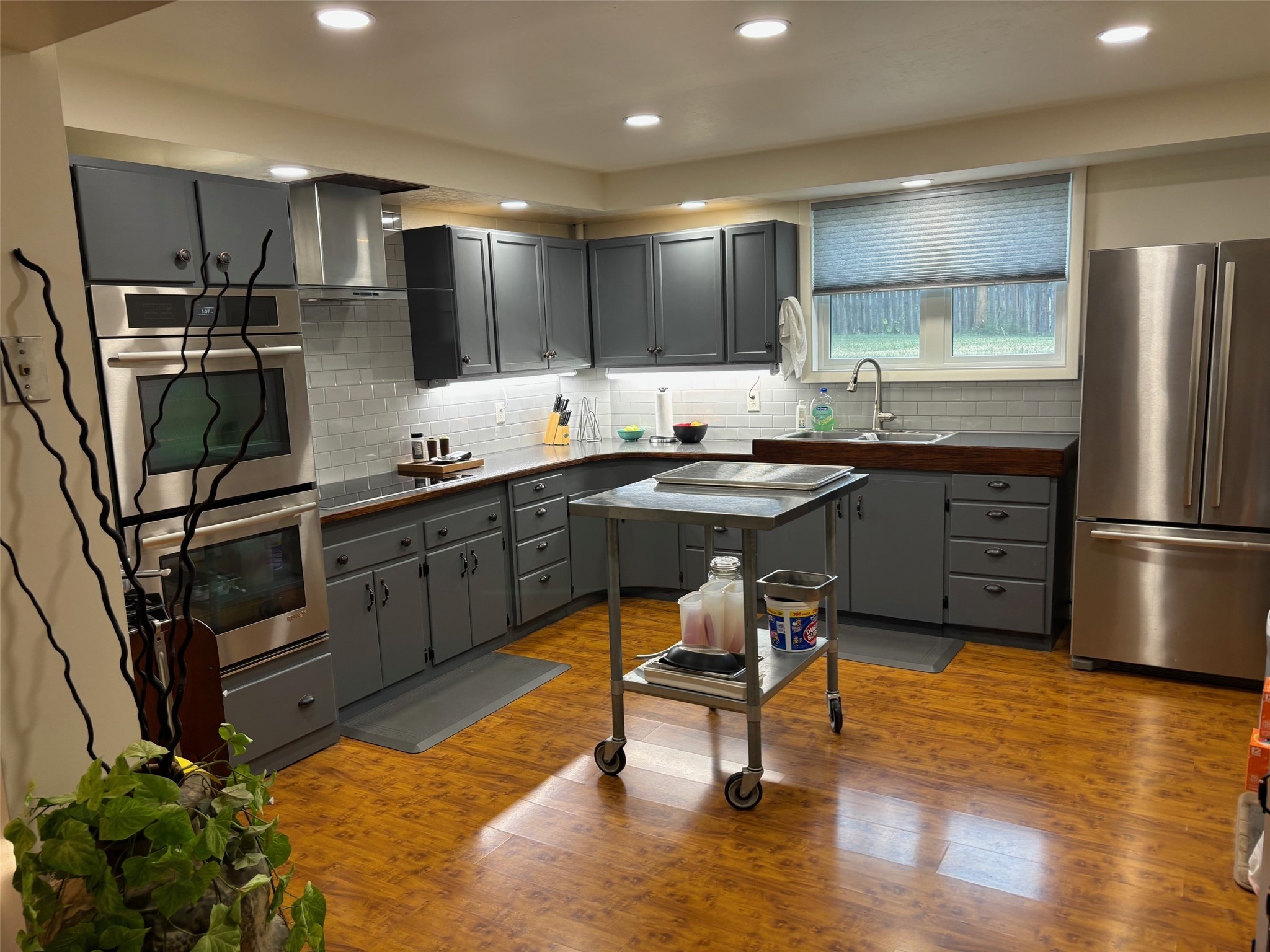 64 1st Avenue Property Photo 2