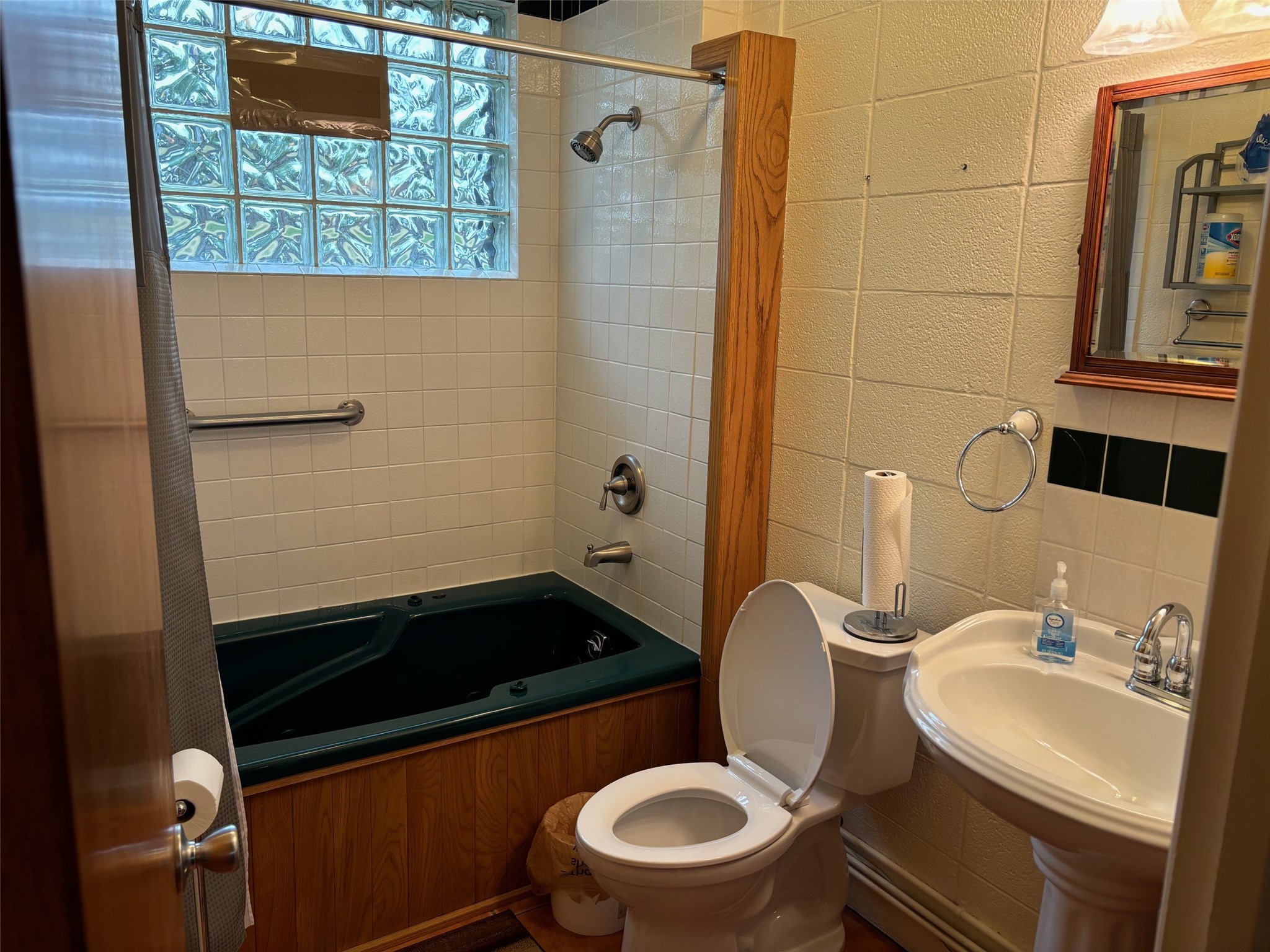 64 1st Avenue Property Photo 12
