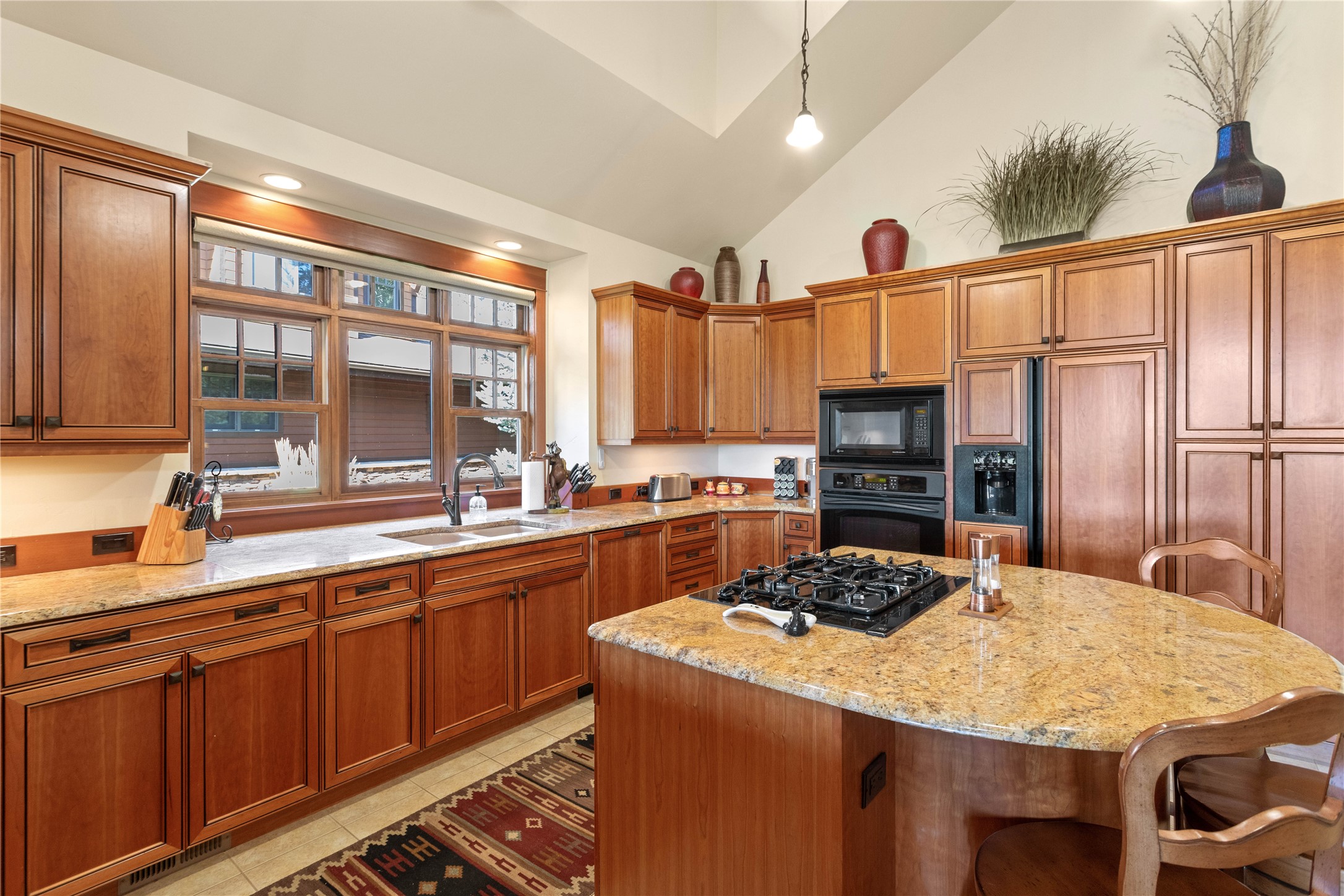 320 Eagle Bend Drive Property Photo 18