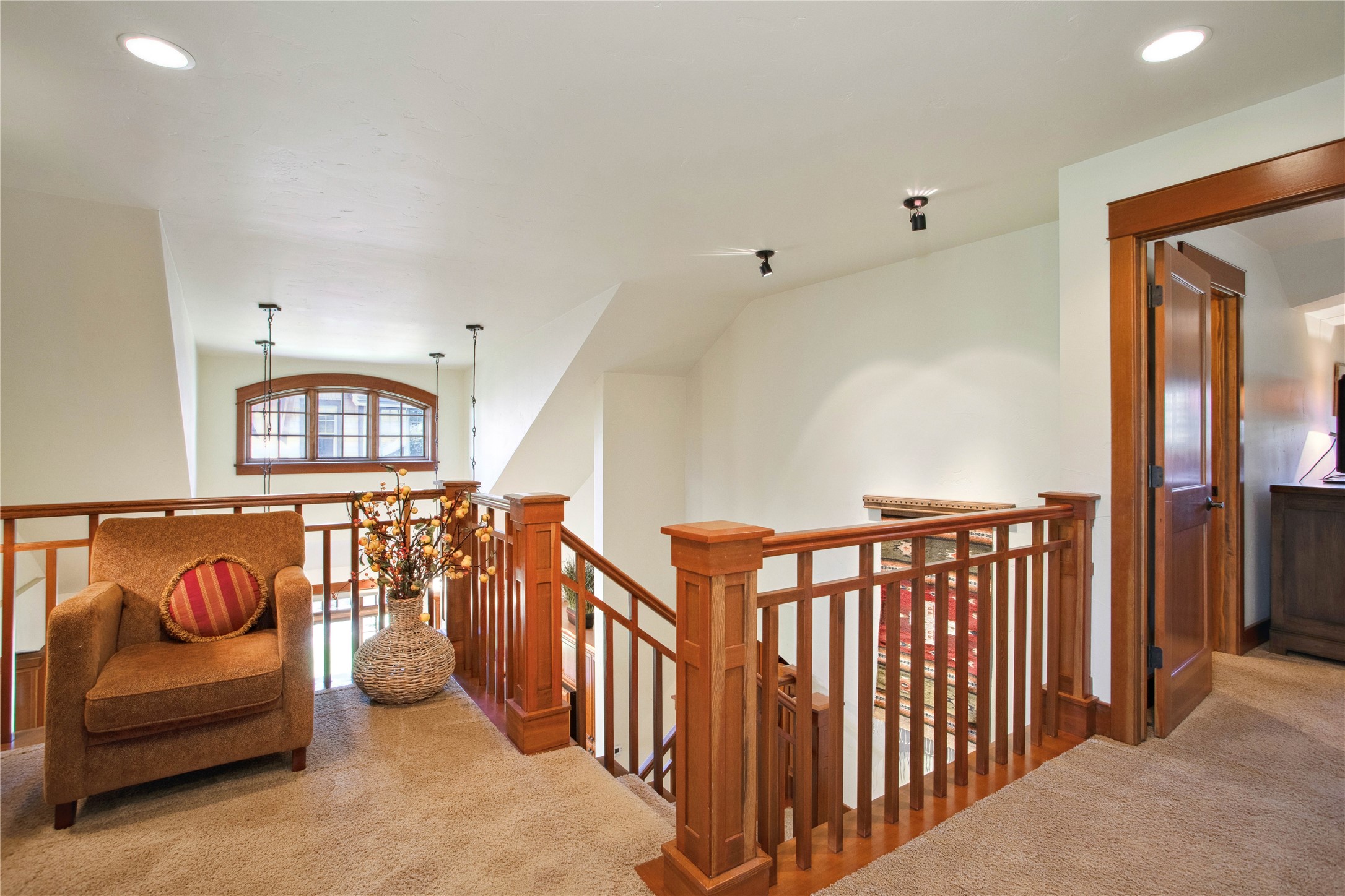 320 Eagle Bend Drive Property Photo 31