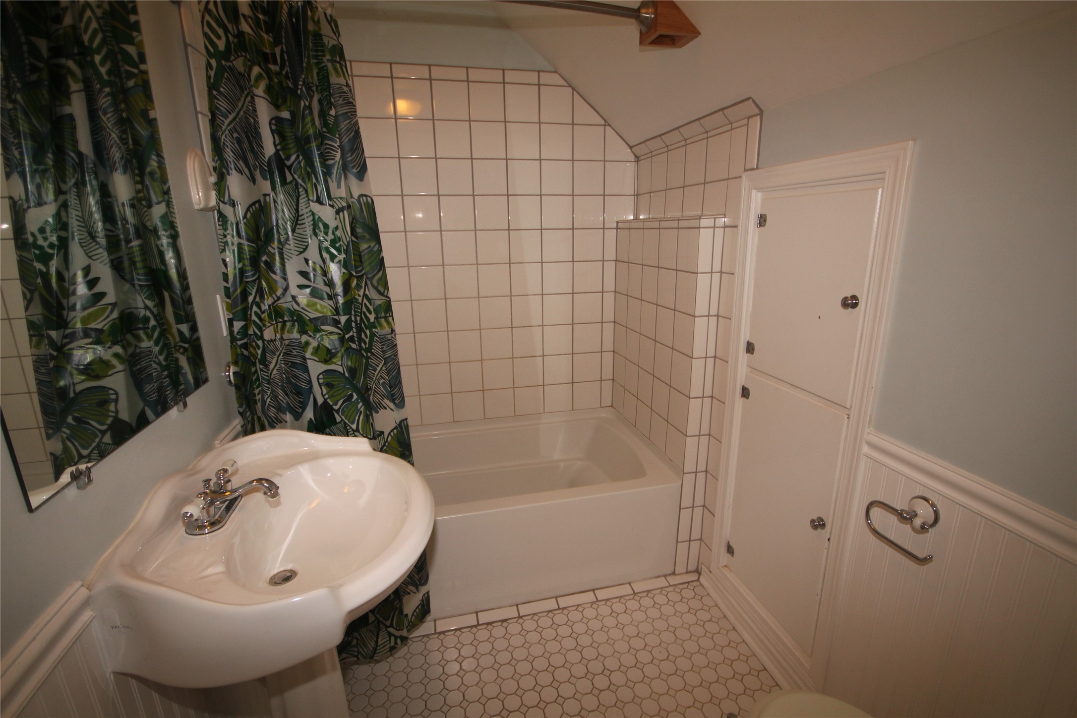 527 2nd Avenue W Property Photo 18