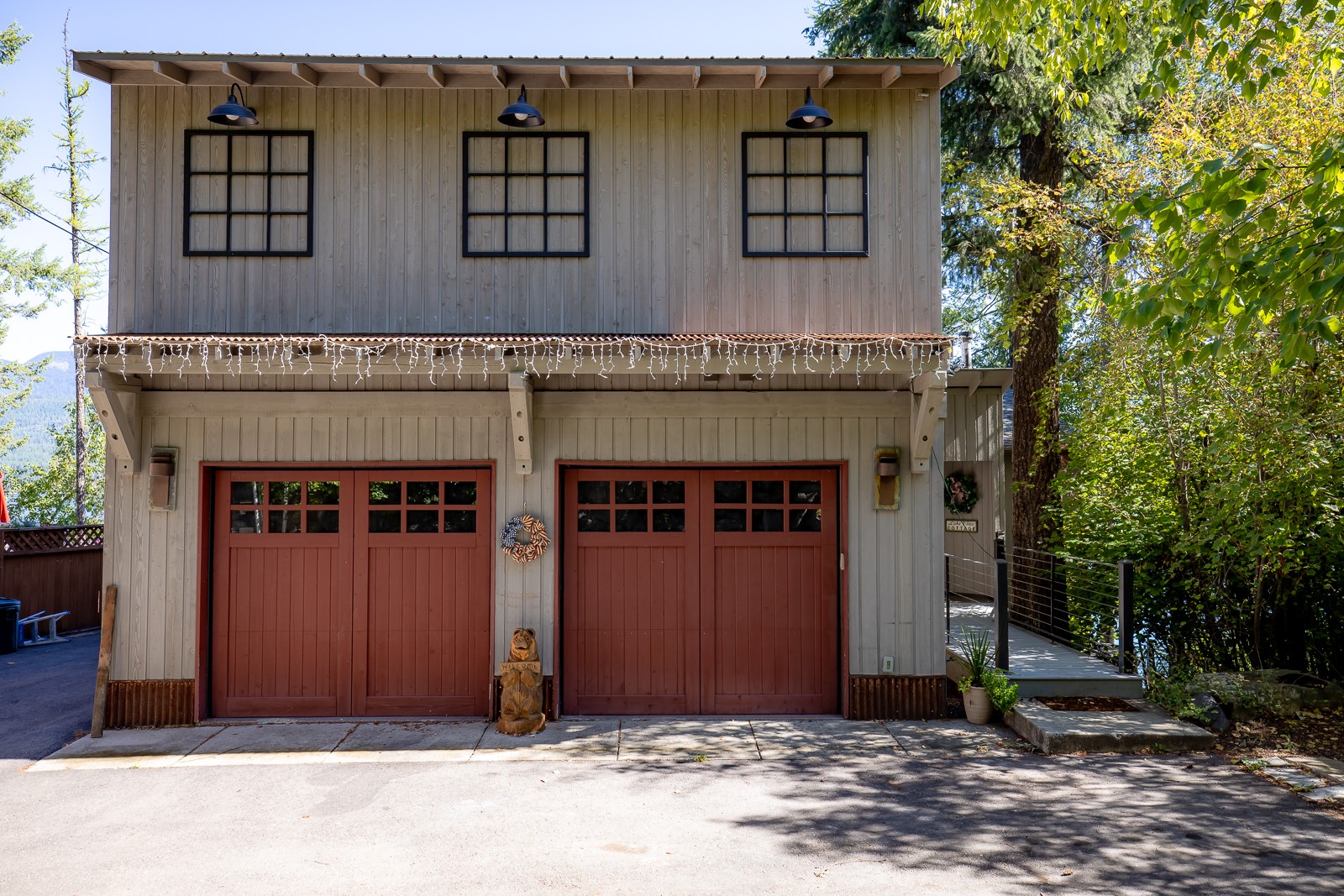 1320 W Lakeshore Drive Property Photo 7