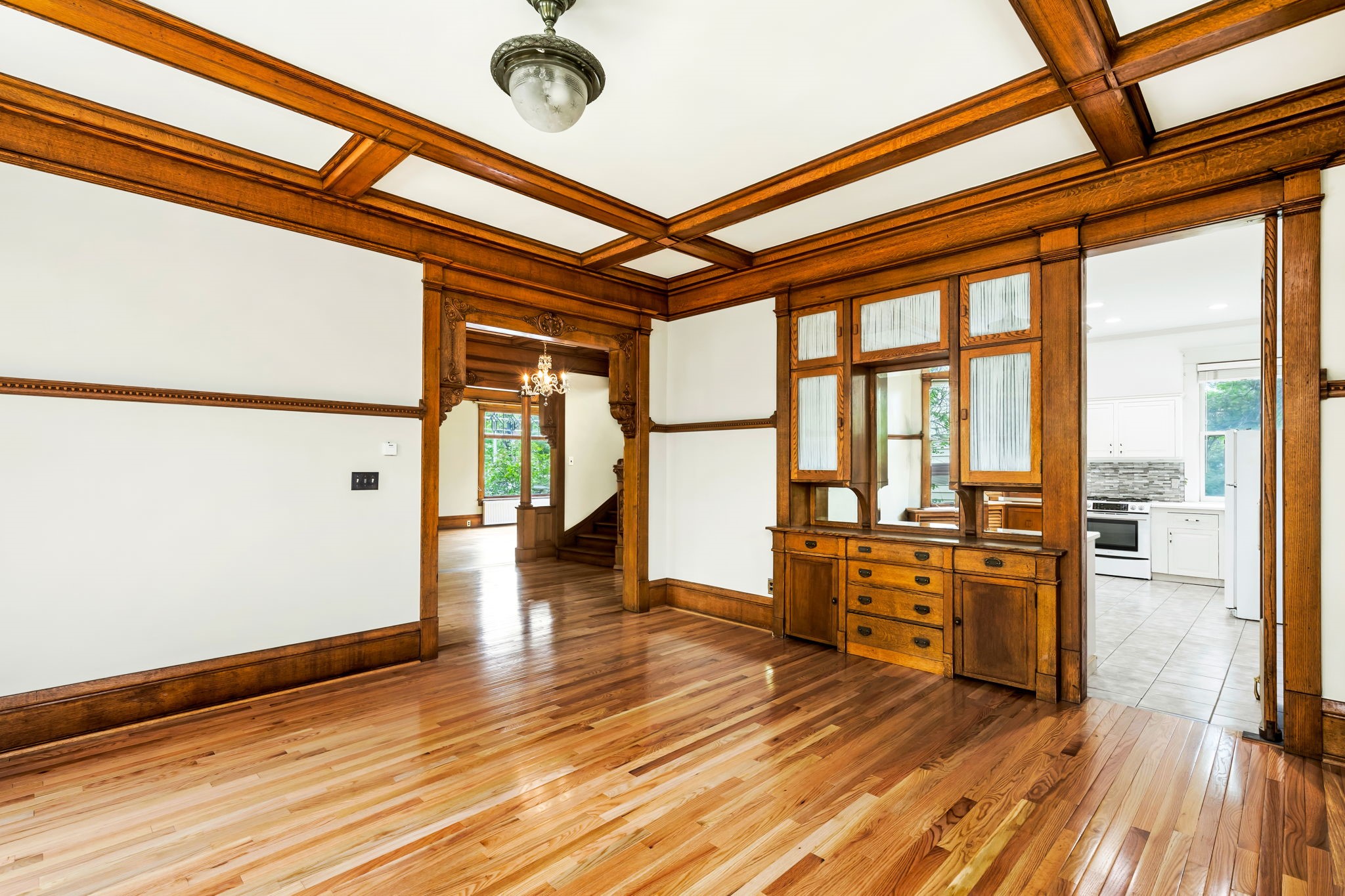207 3rd Avenue N Property Photo 9