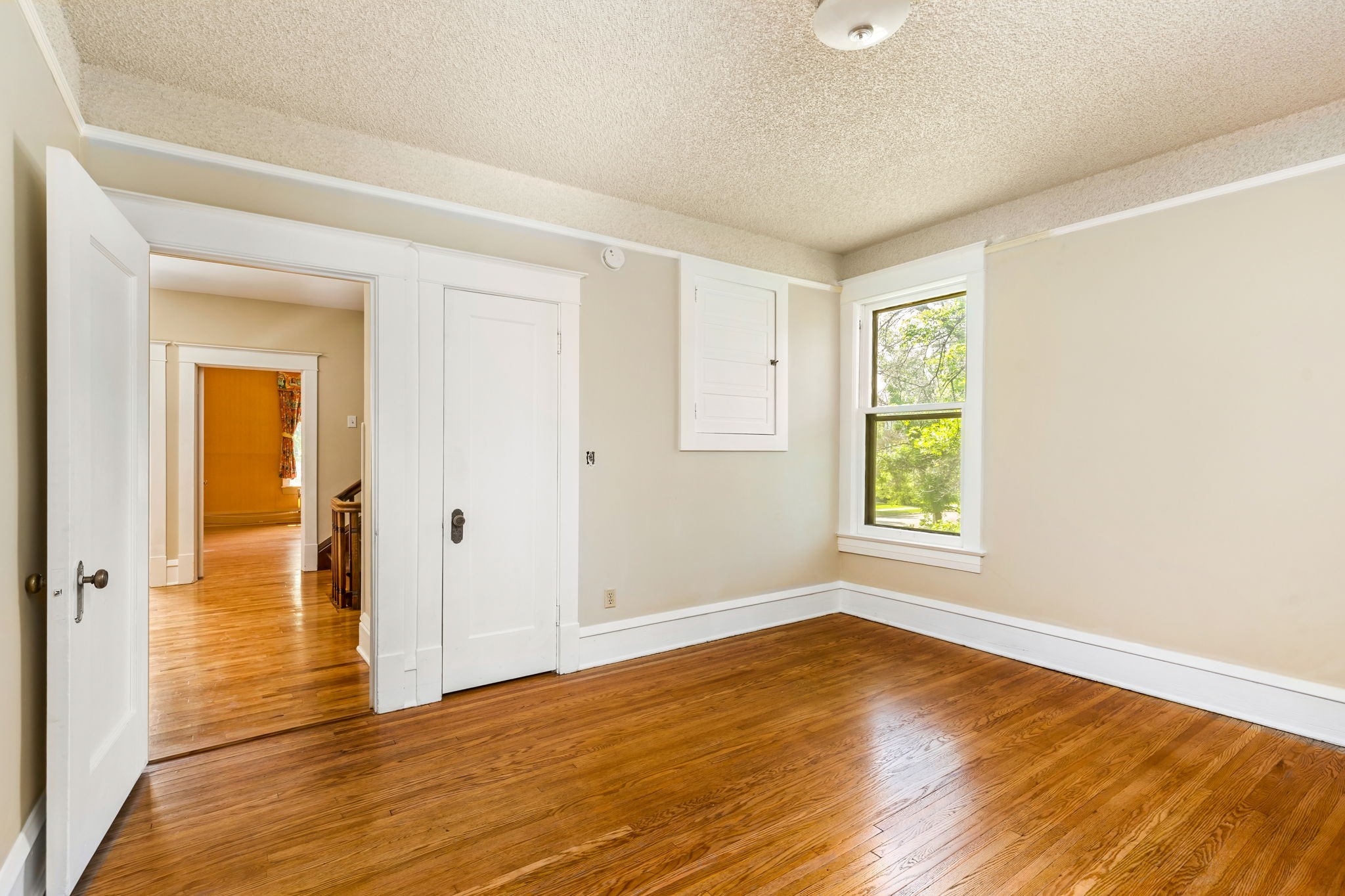 207 3rd Avenue N Property Photo 34