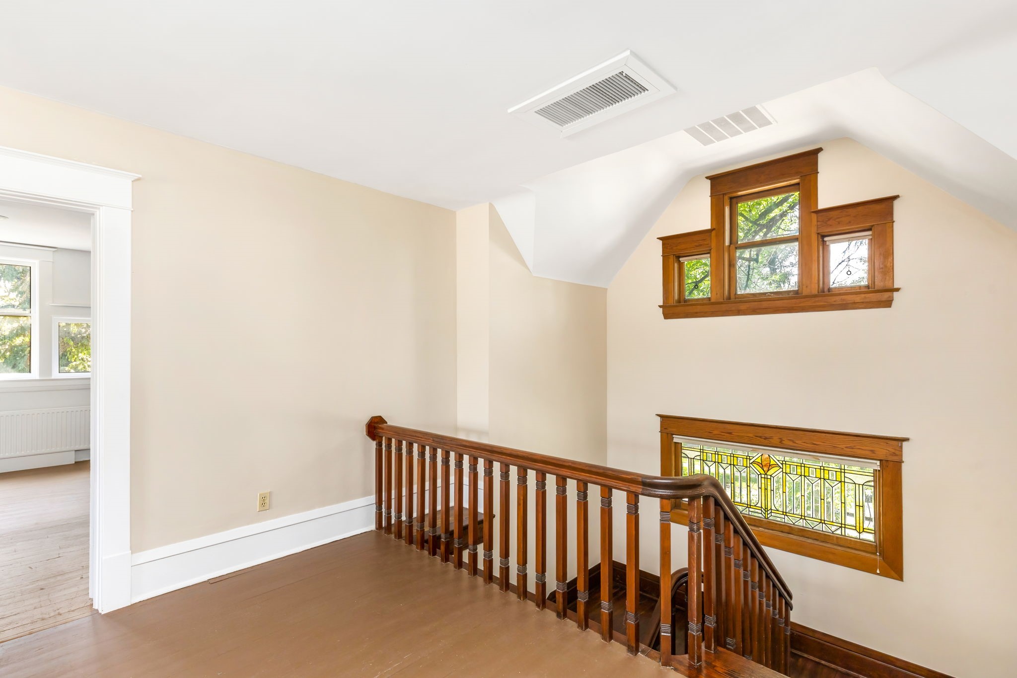 207 3rd Avenue N Property Photo 35