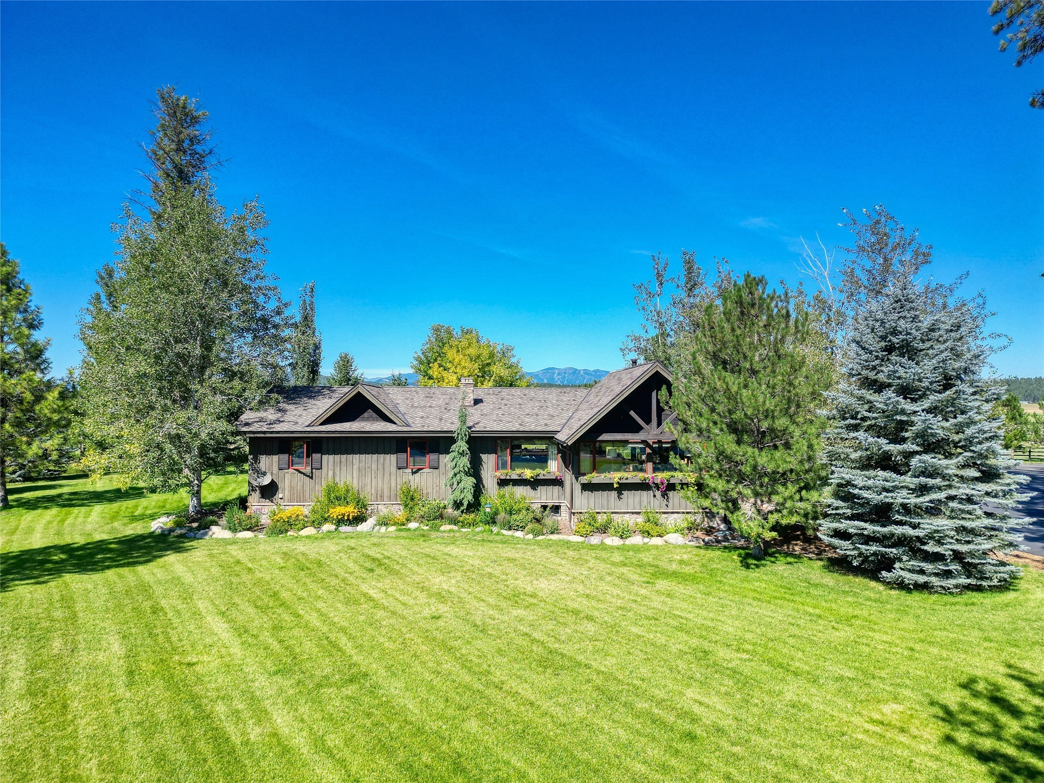 1212 Spring Prairie Ranch Road Property Photo 4