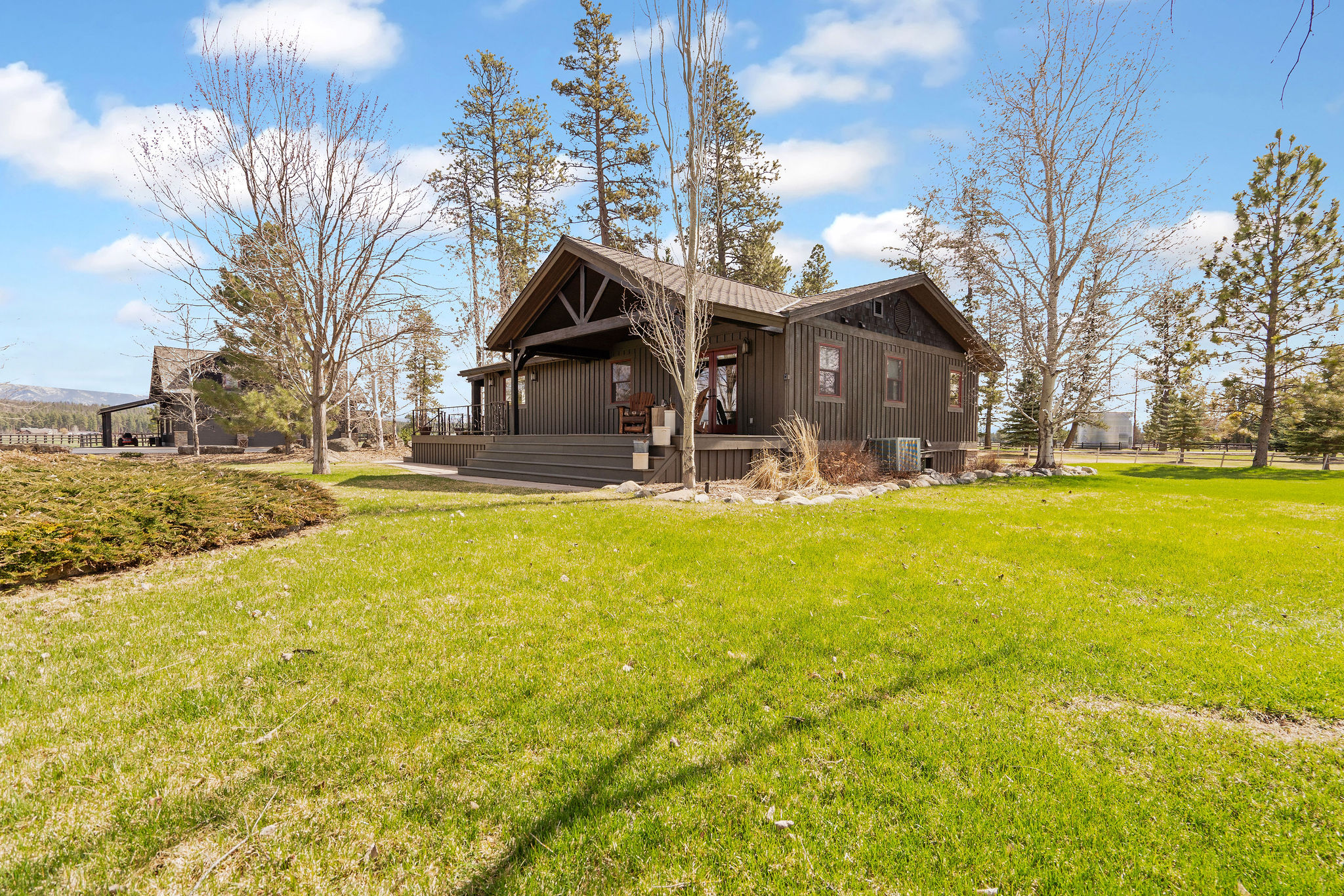 1212 Spring Prairie Ranch Road Property Photo 8