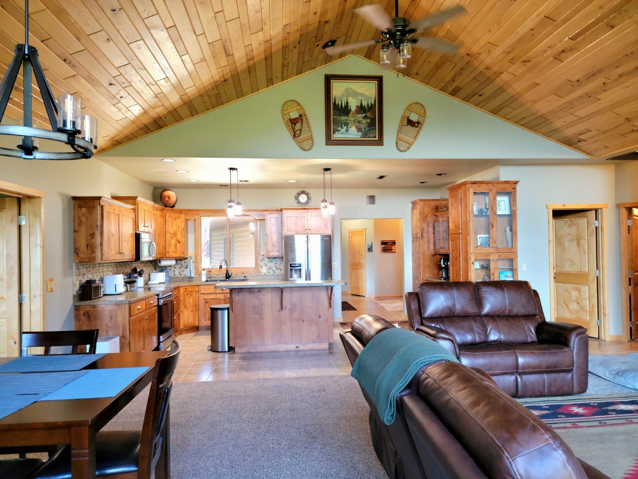 2 Rainbow Court Property Photo 8