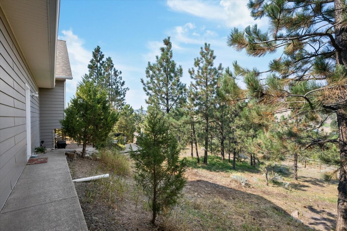 4025 Lake Point Drive Property Photo 24