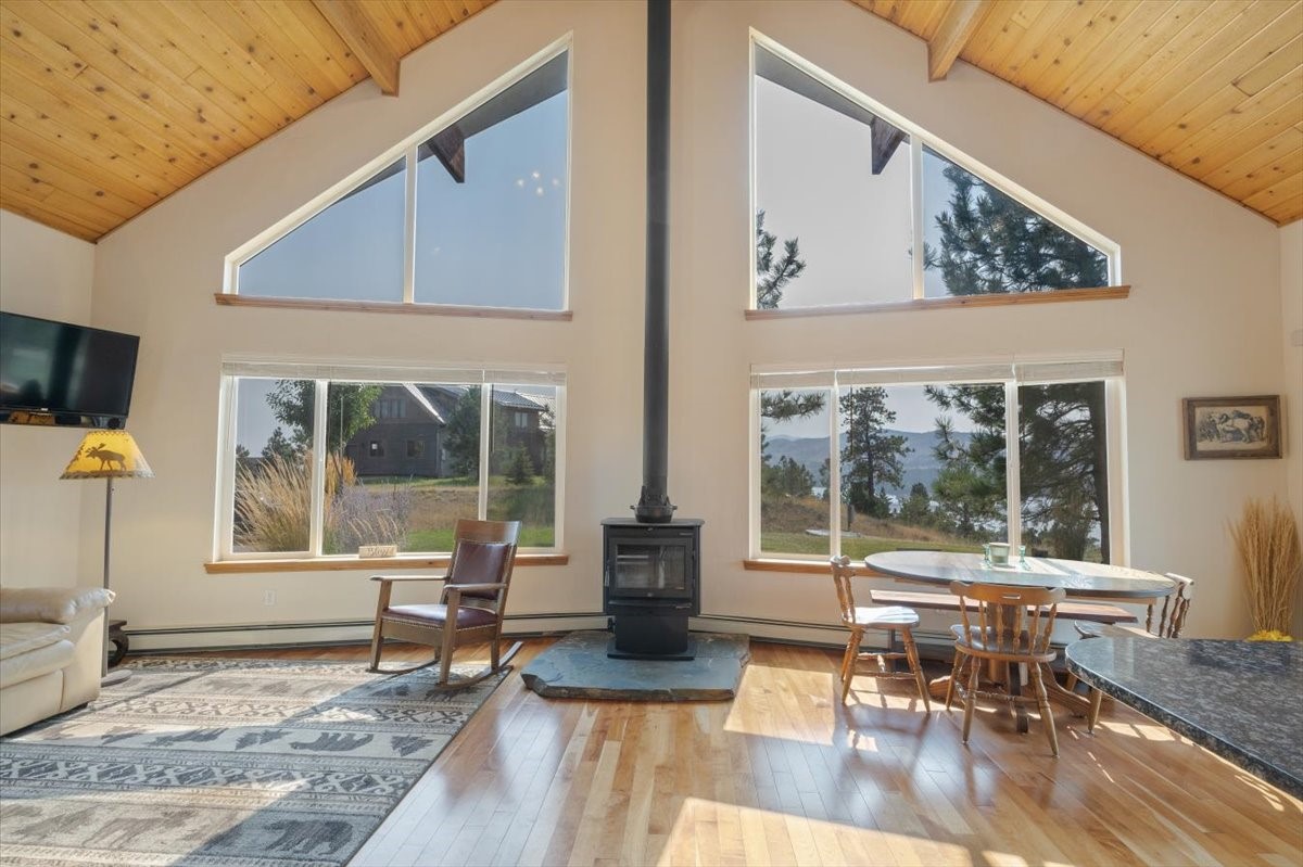 4025 Lake Point Drive Property Photo 26