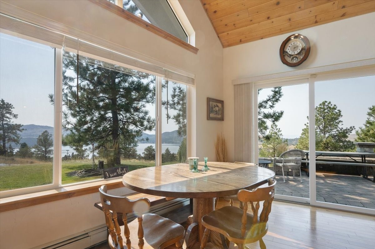 4025 Lake Point Drive Property Photo 33