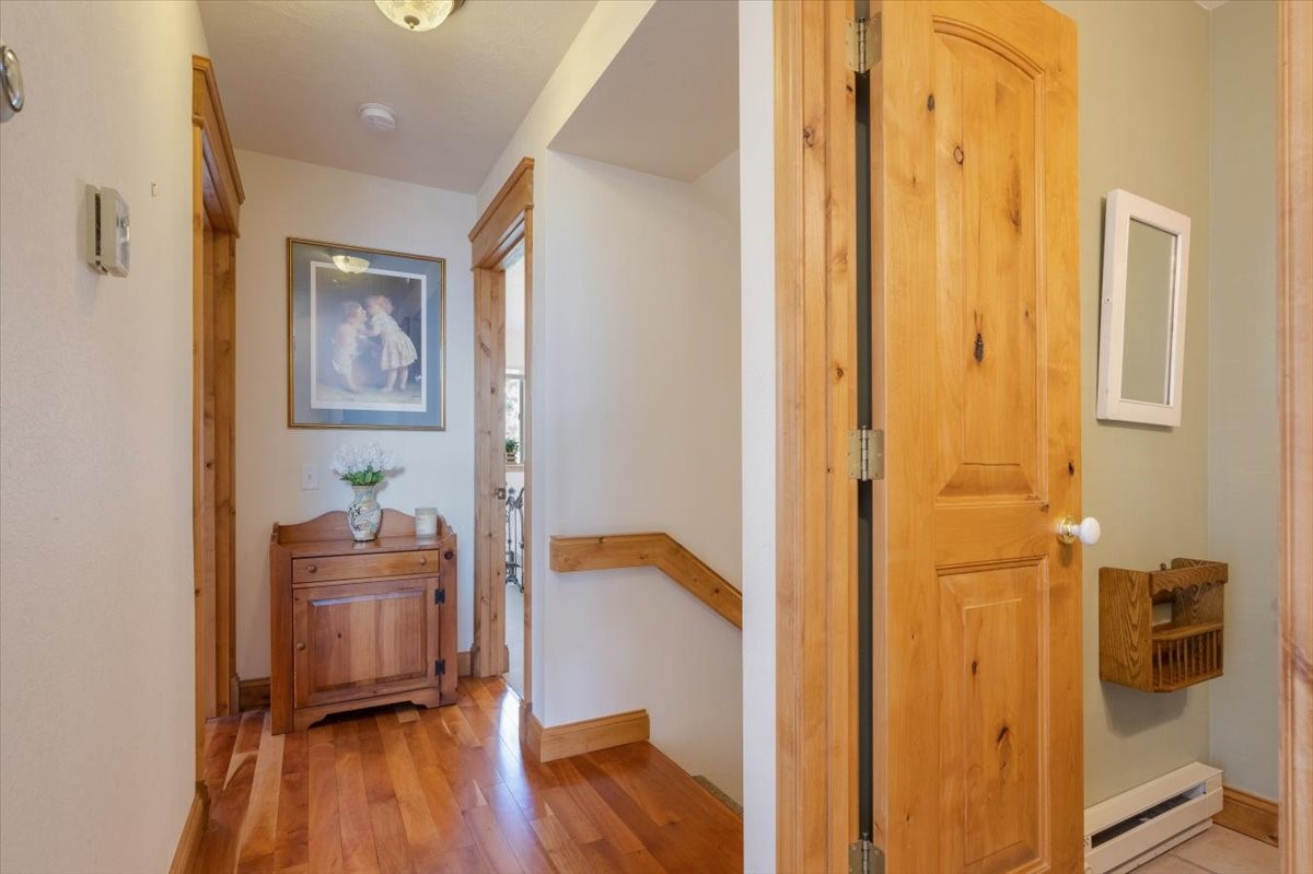 4025 Lake Point Drive Property Photo 34