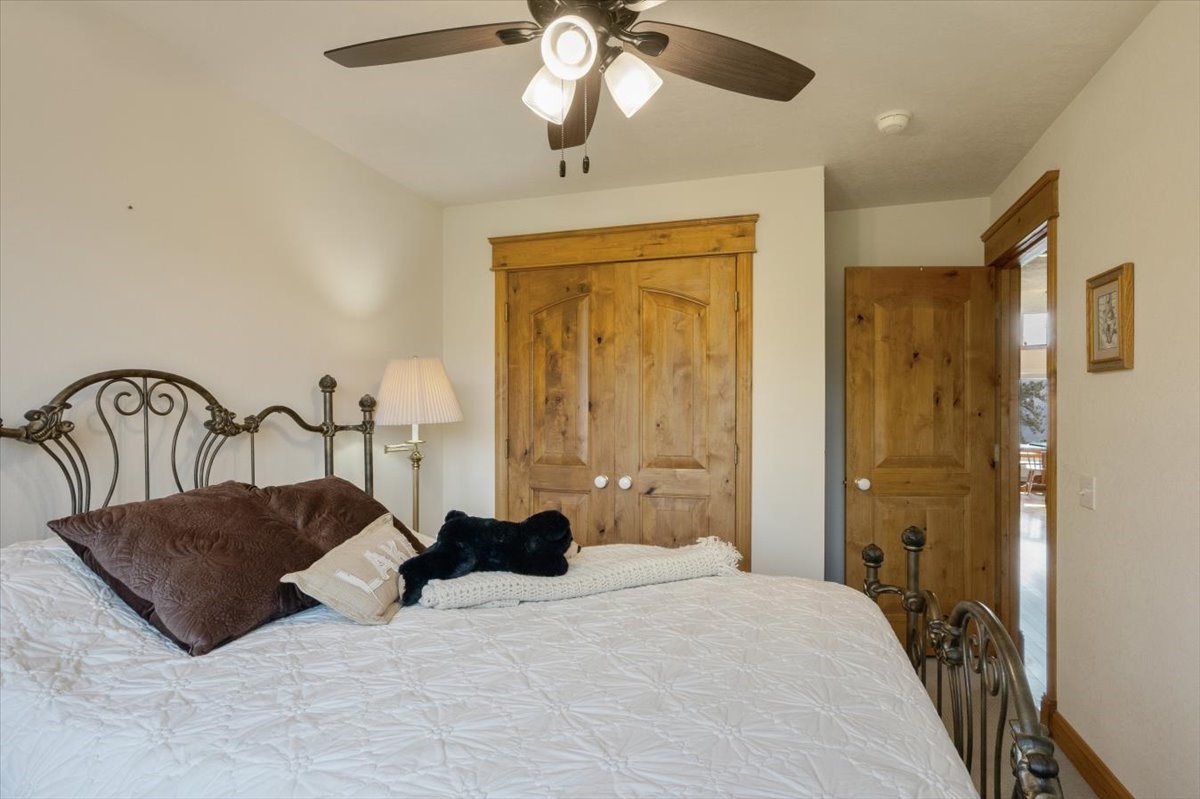 4025 Lake Point Drive Property Photo 41