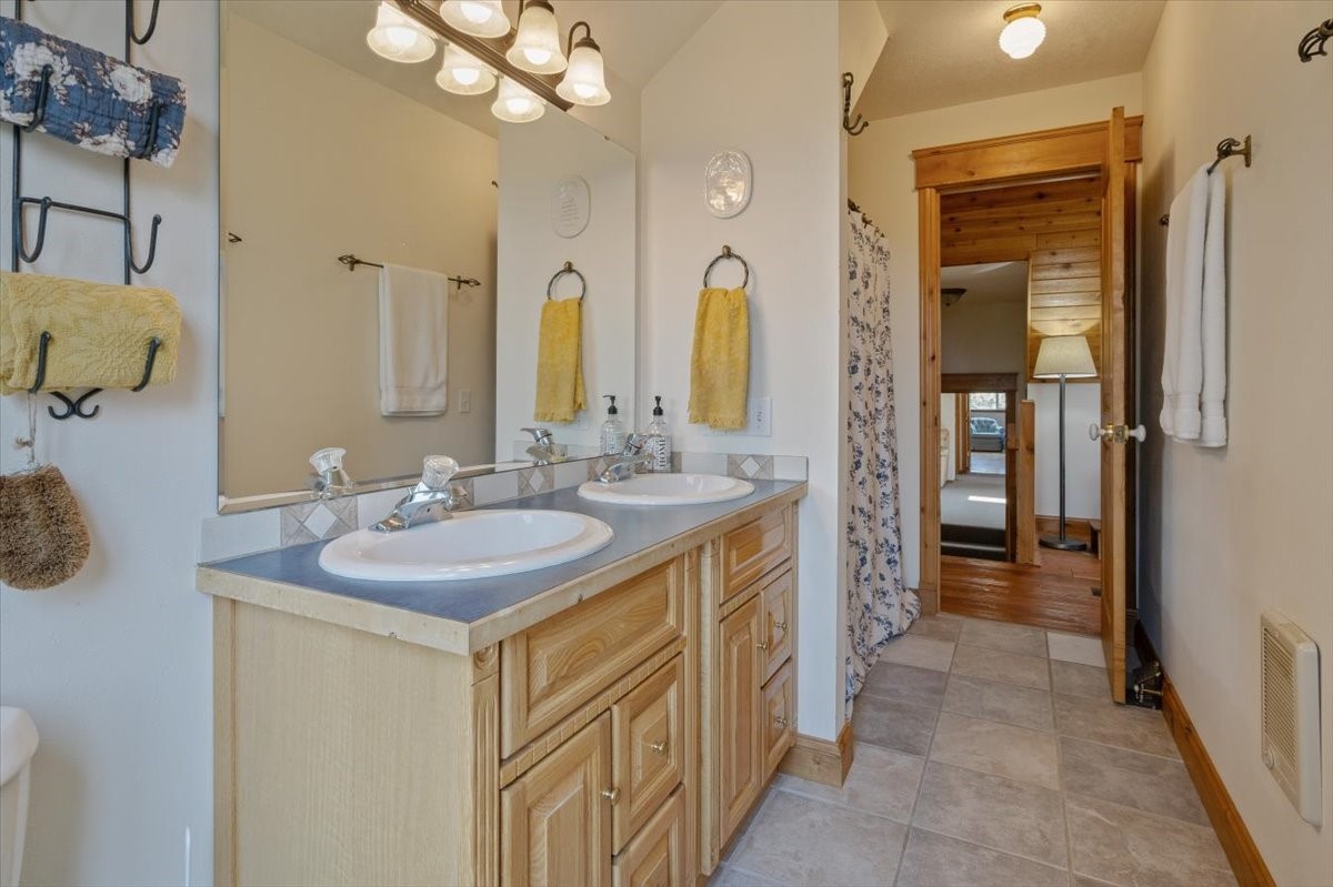 4025 Lake Point Drive Property Photo 63