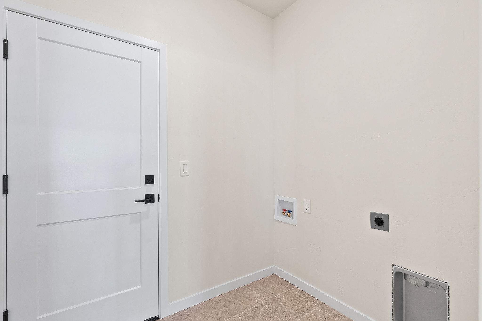 702 August Way Property Photo 33