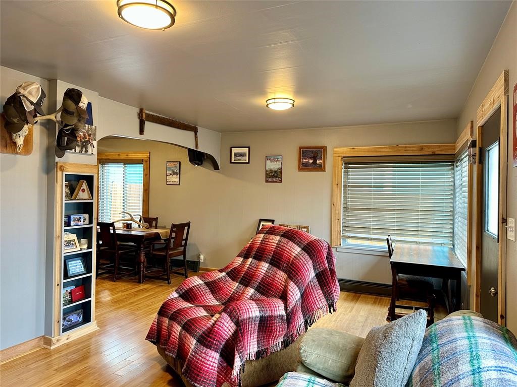 412 Birch Street Property Photo 4