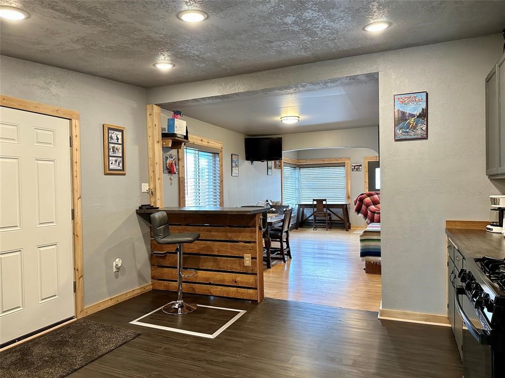 412 Birch Street Property Photo 10