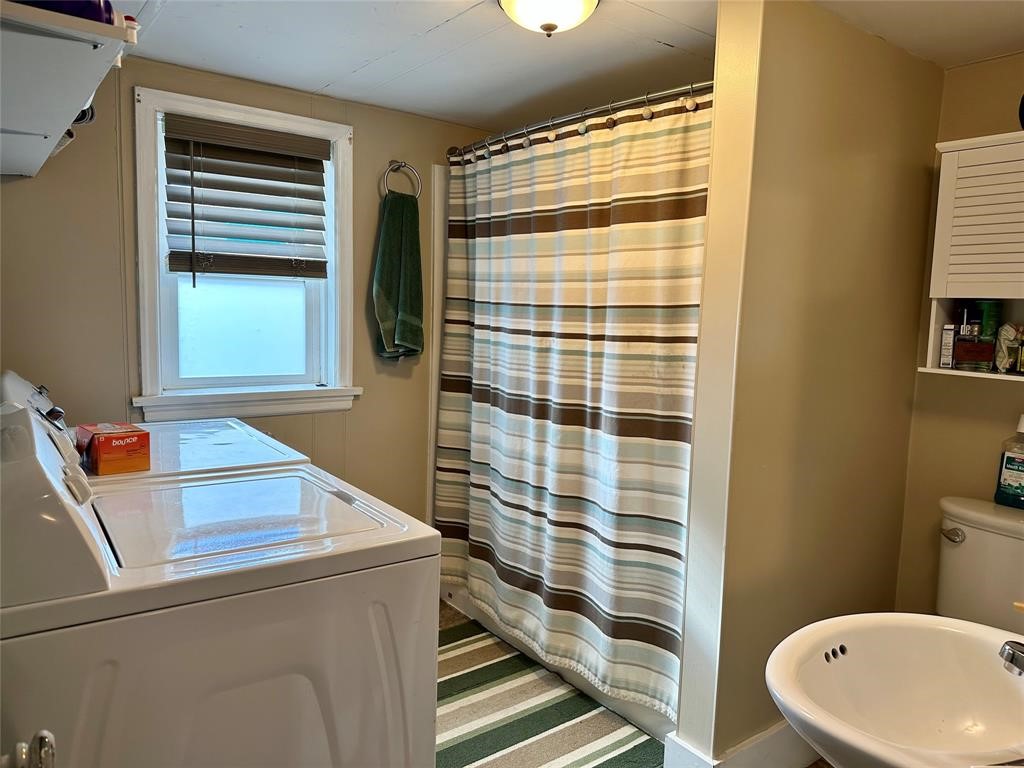 412 Birch Street Property Photo 14