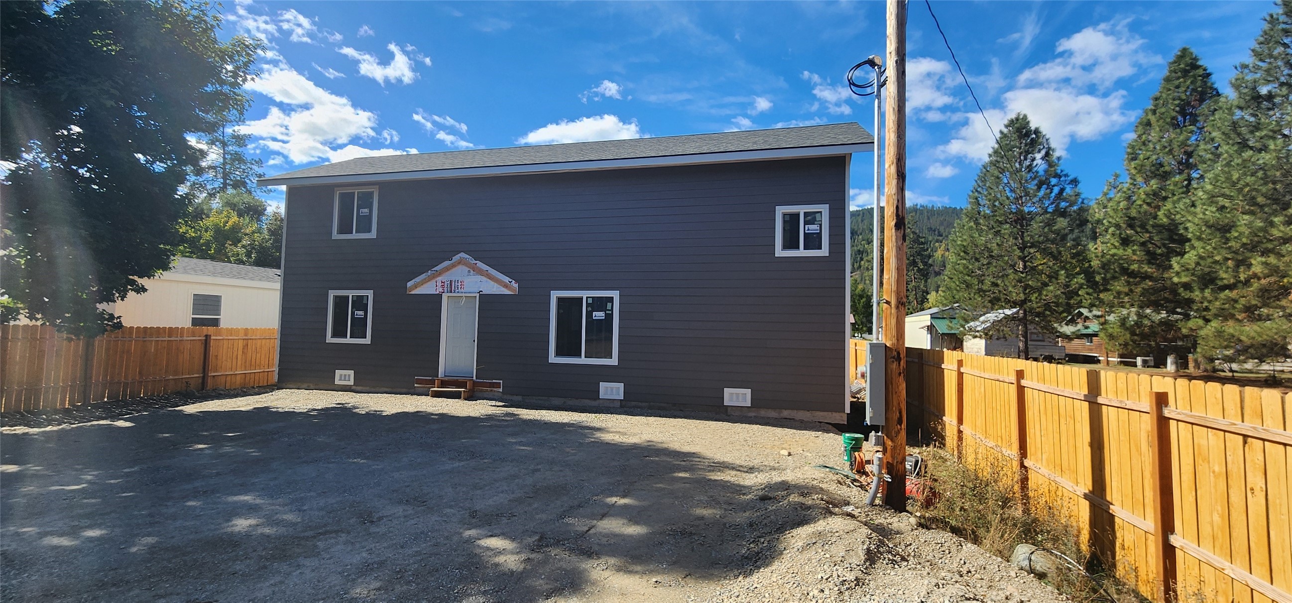 125 W Yaak Avenue Property Photo 2