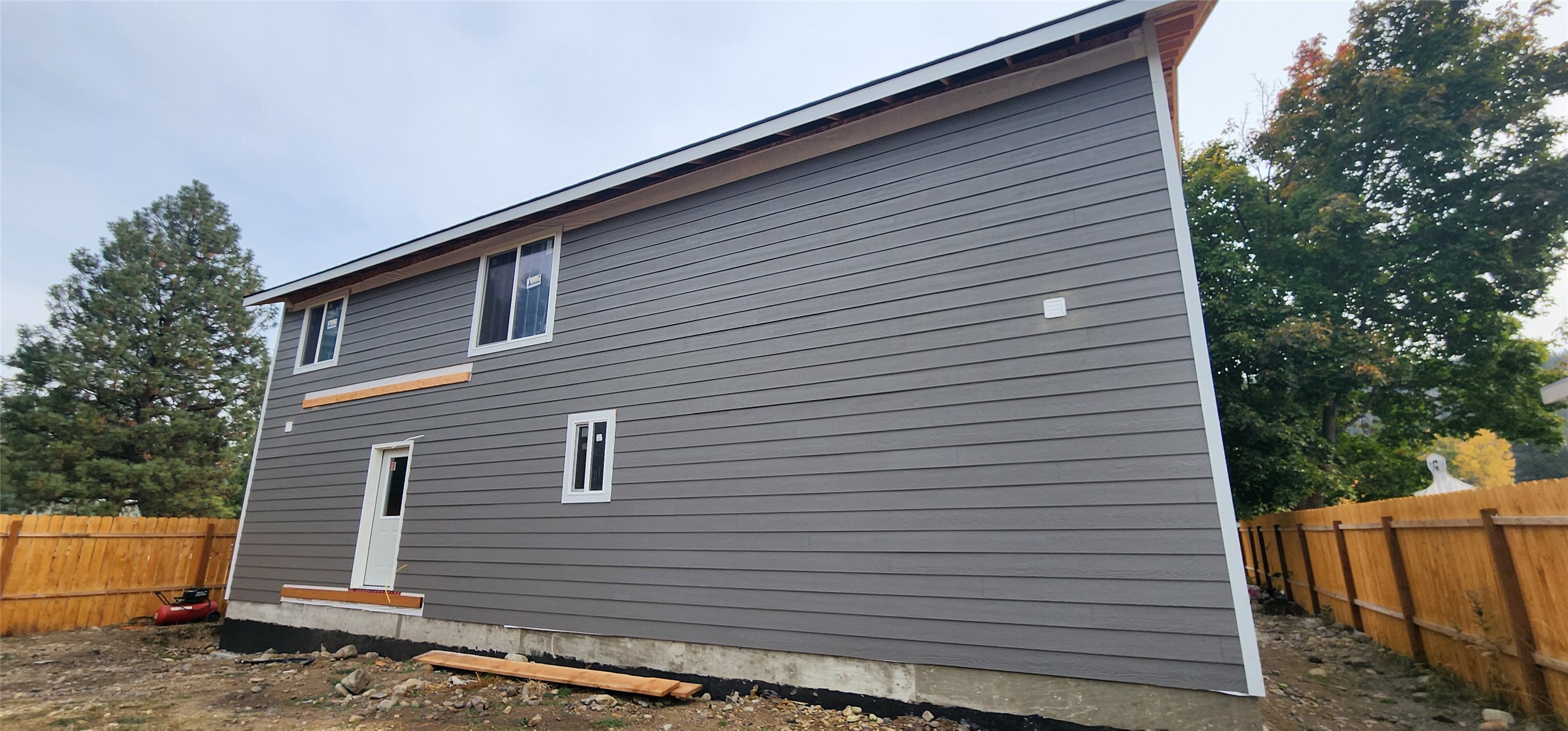 125 W Yaak Avenue Property Photo 7