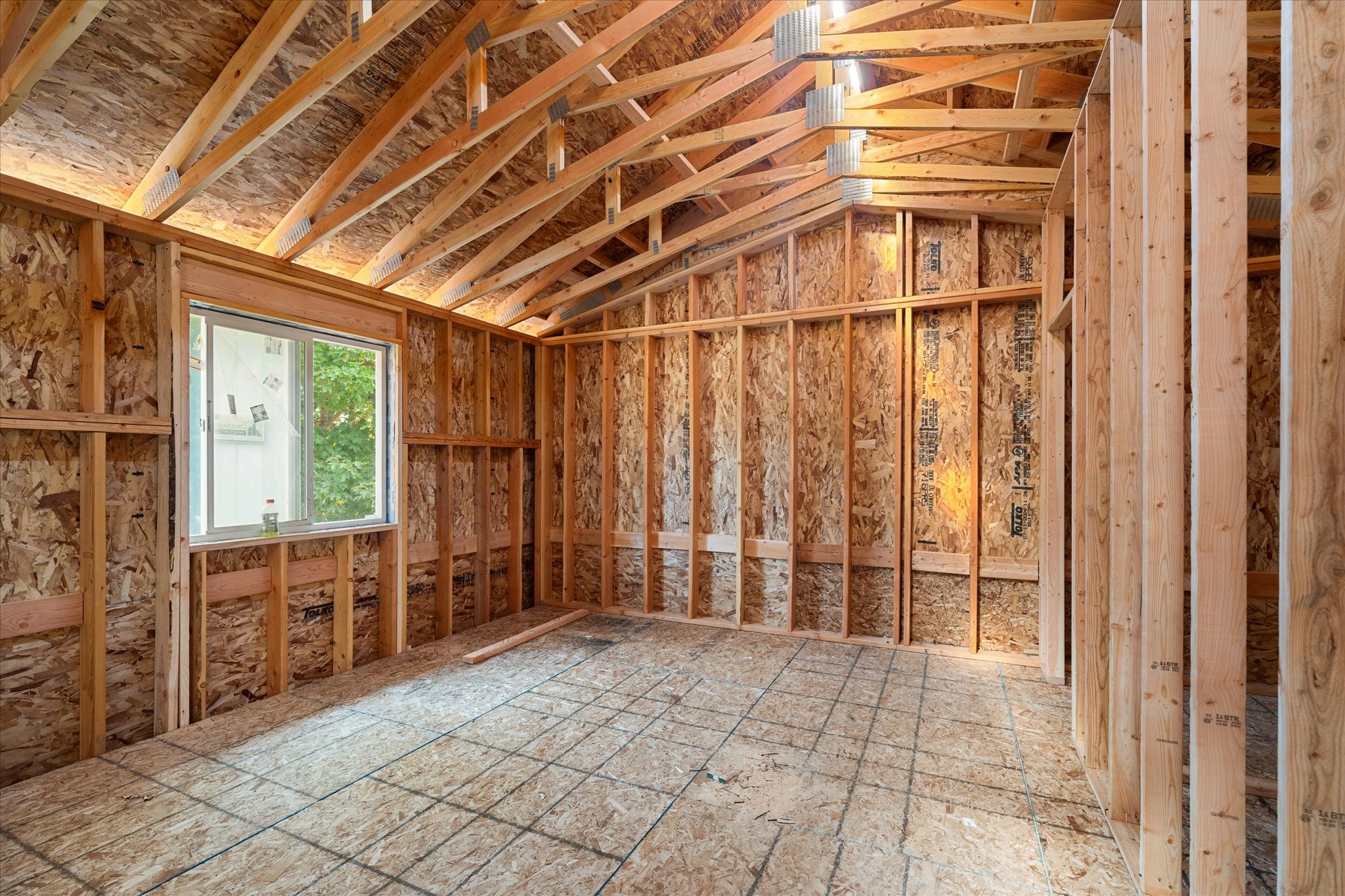 125 W Yaak Avenue Property Photo 14