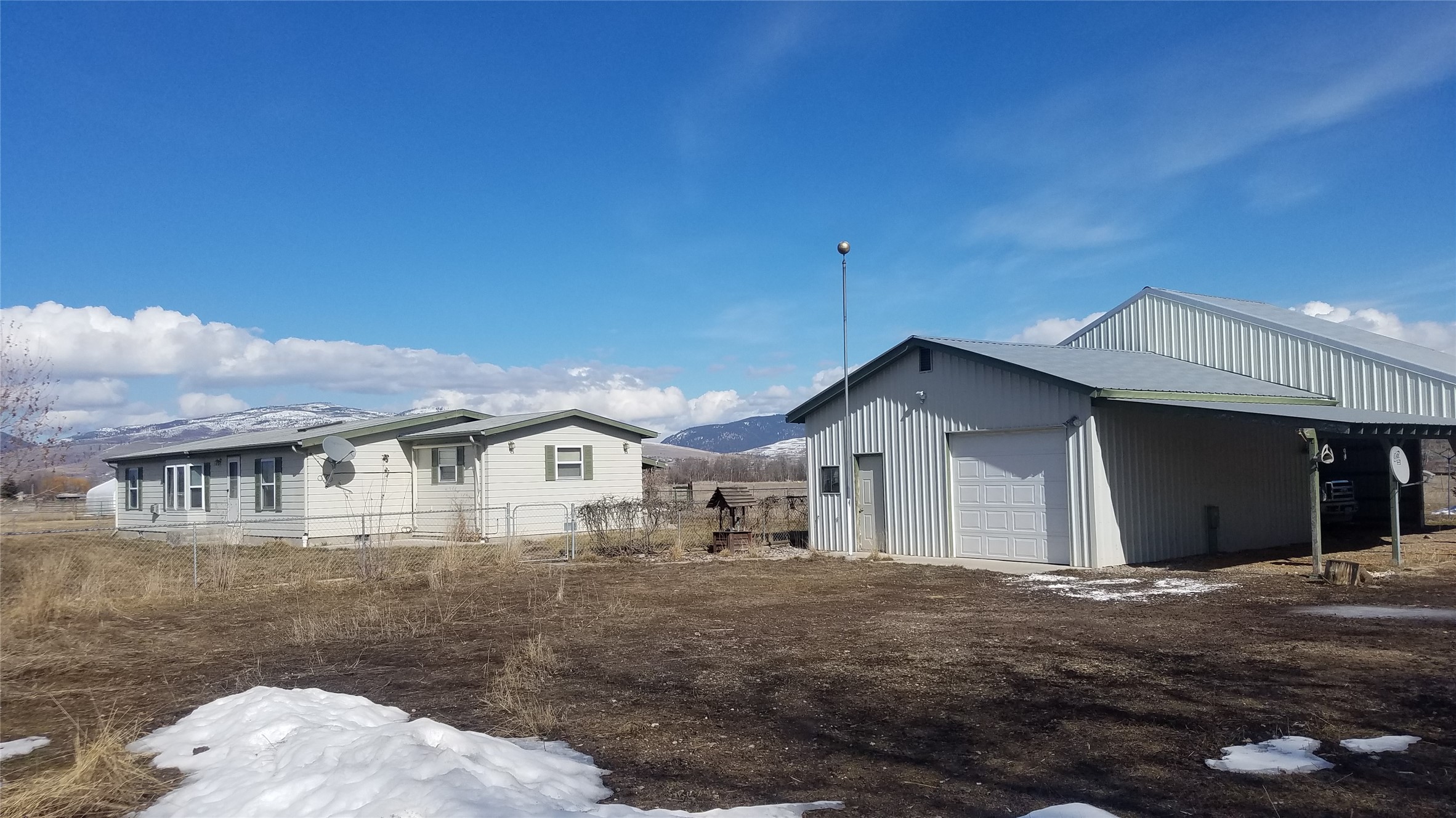 14486 Harpers Bridge Road Property Photo 4