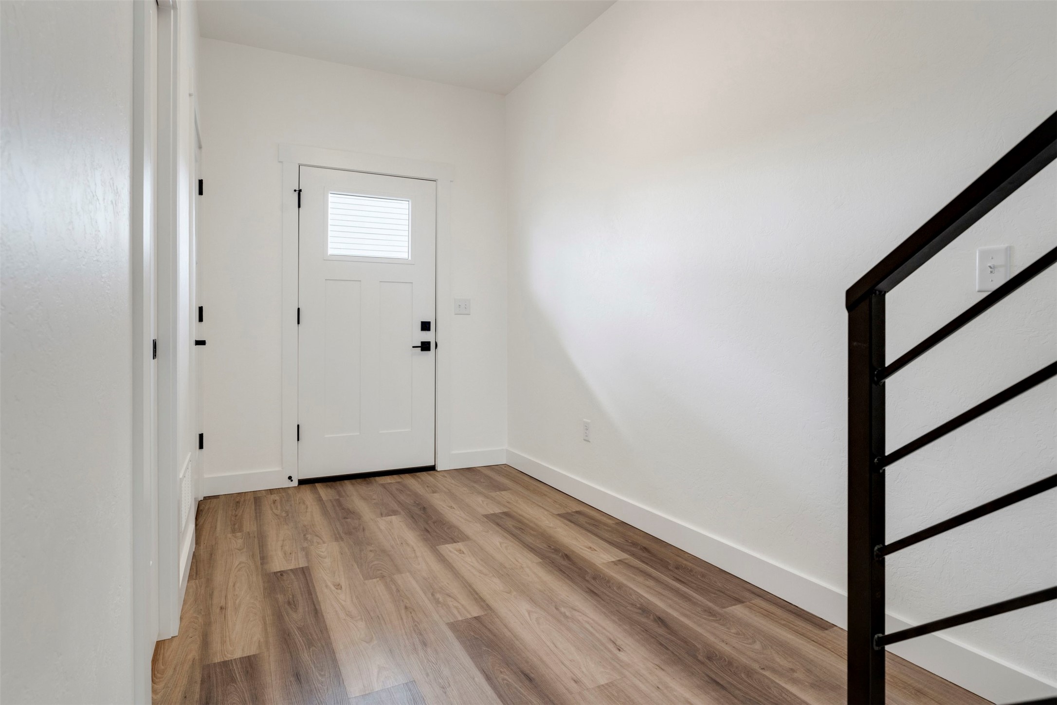225 Fairgrounds Road Property Photo 11