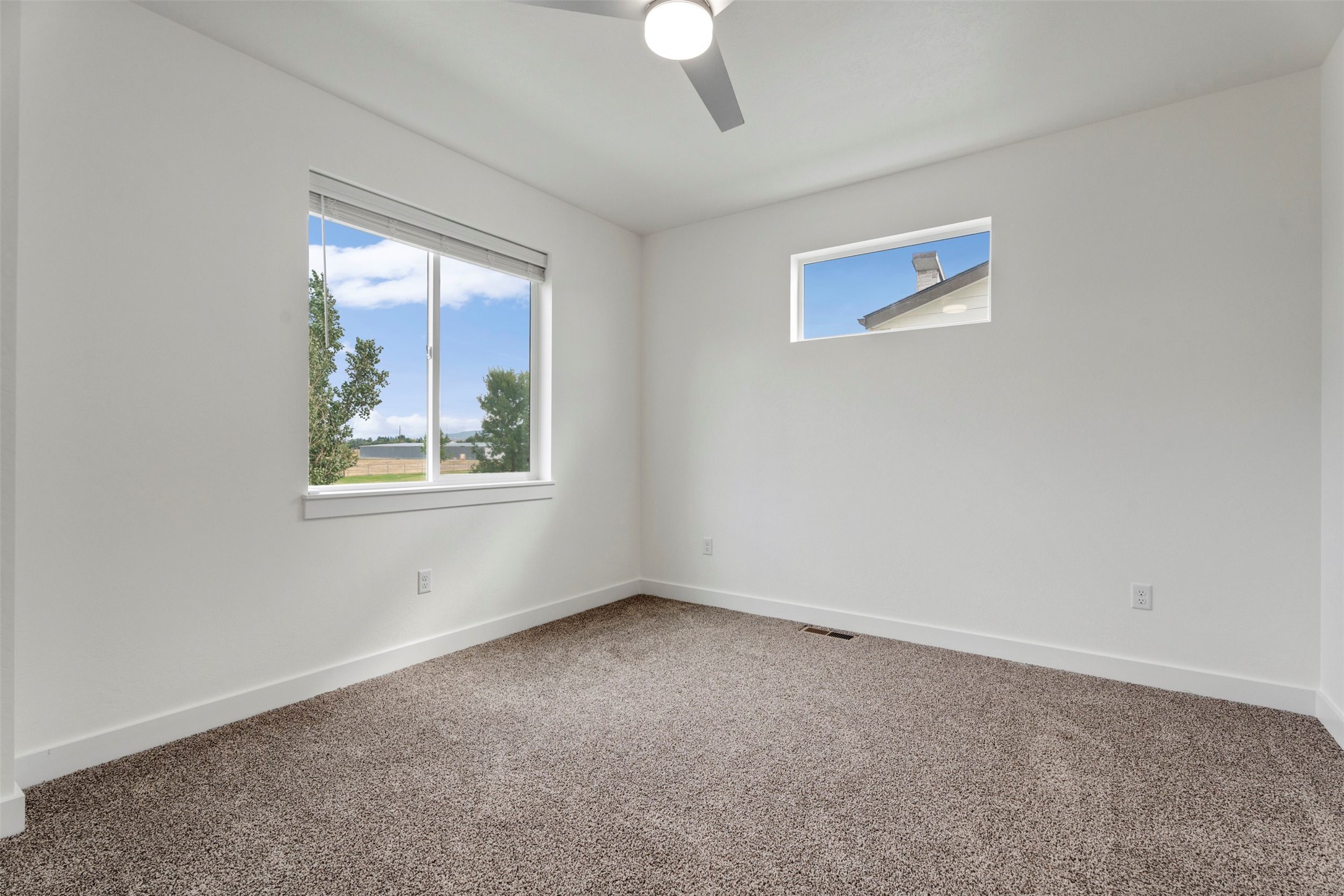 225 Fairgrounds Road Property Photo 23